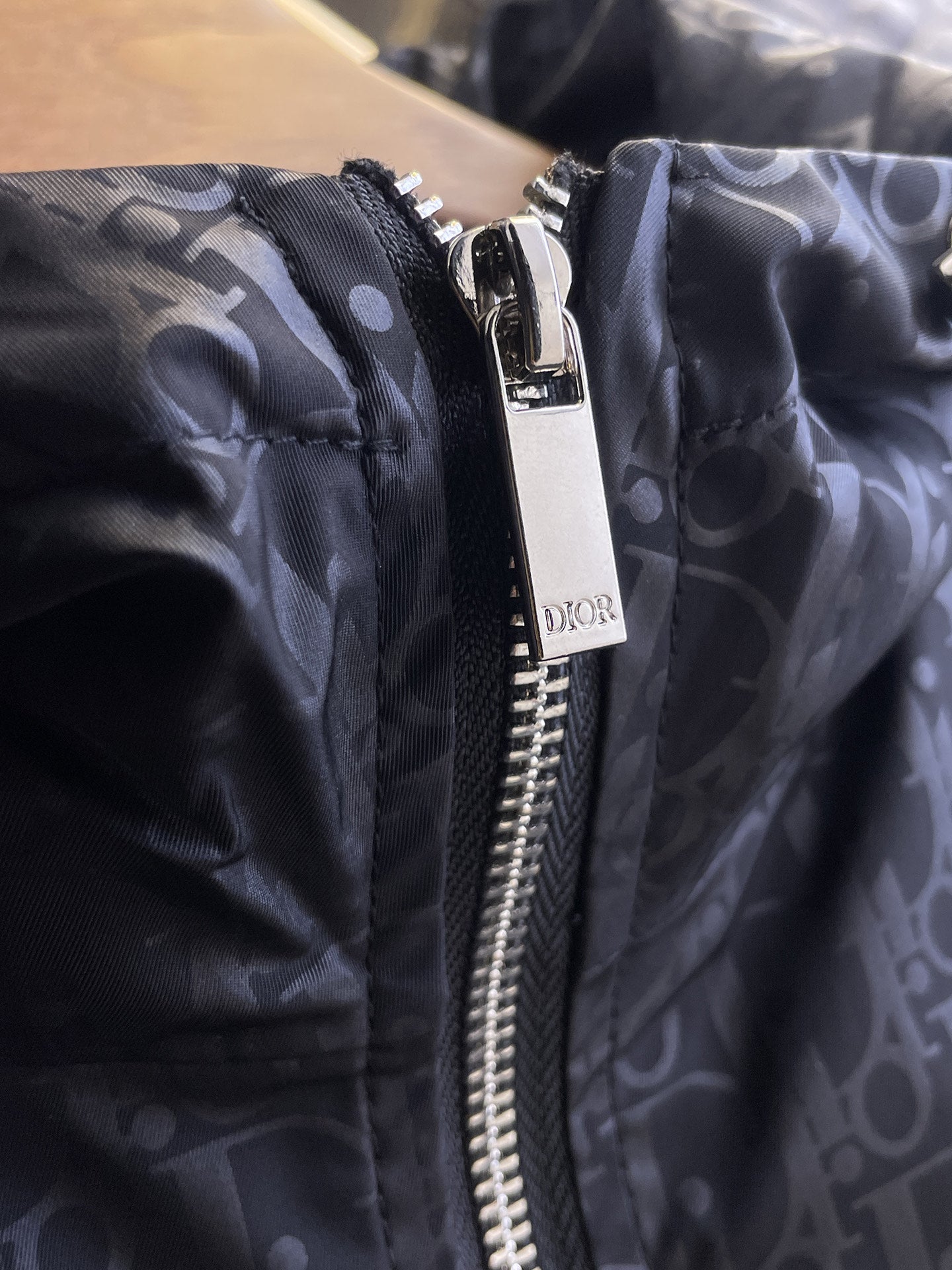 Dior 2025 New Season Men’s Jacket – Italian Fabric, Premium Edition