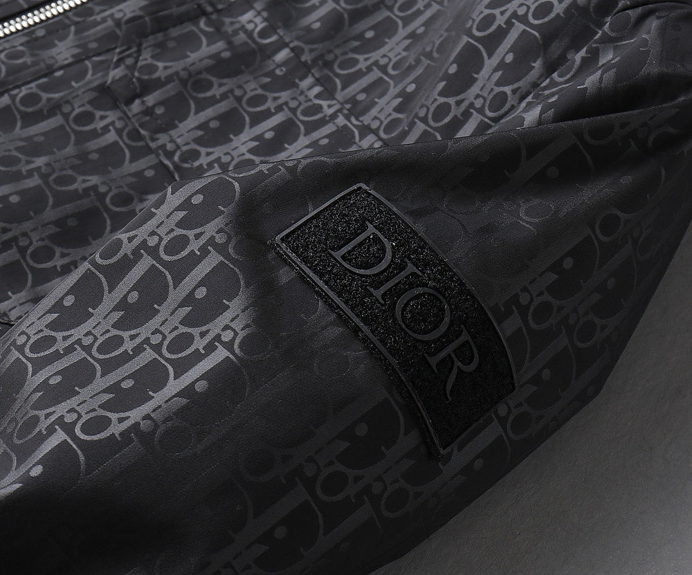 Dior 2025 New Season Men’s Jacket – Italian Fabric Luxury Edition