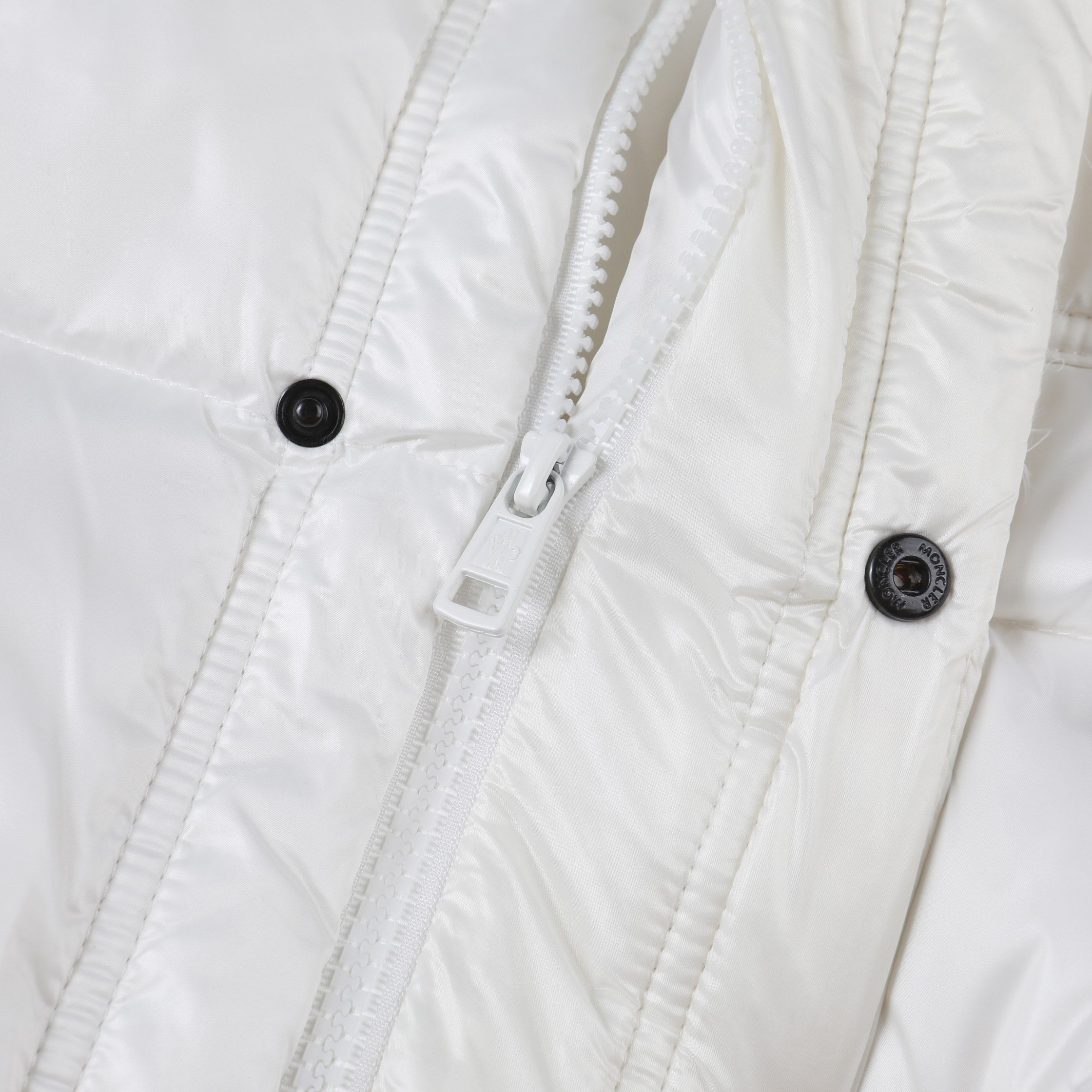 Moncler Down Jacket G113 | Detachable Hood | Glossy Nylon Finish | Sizes 2–5