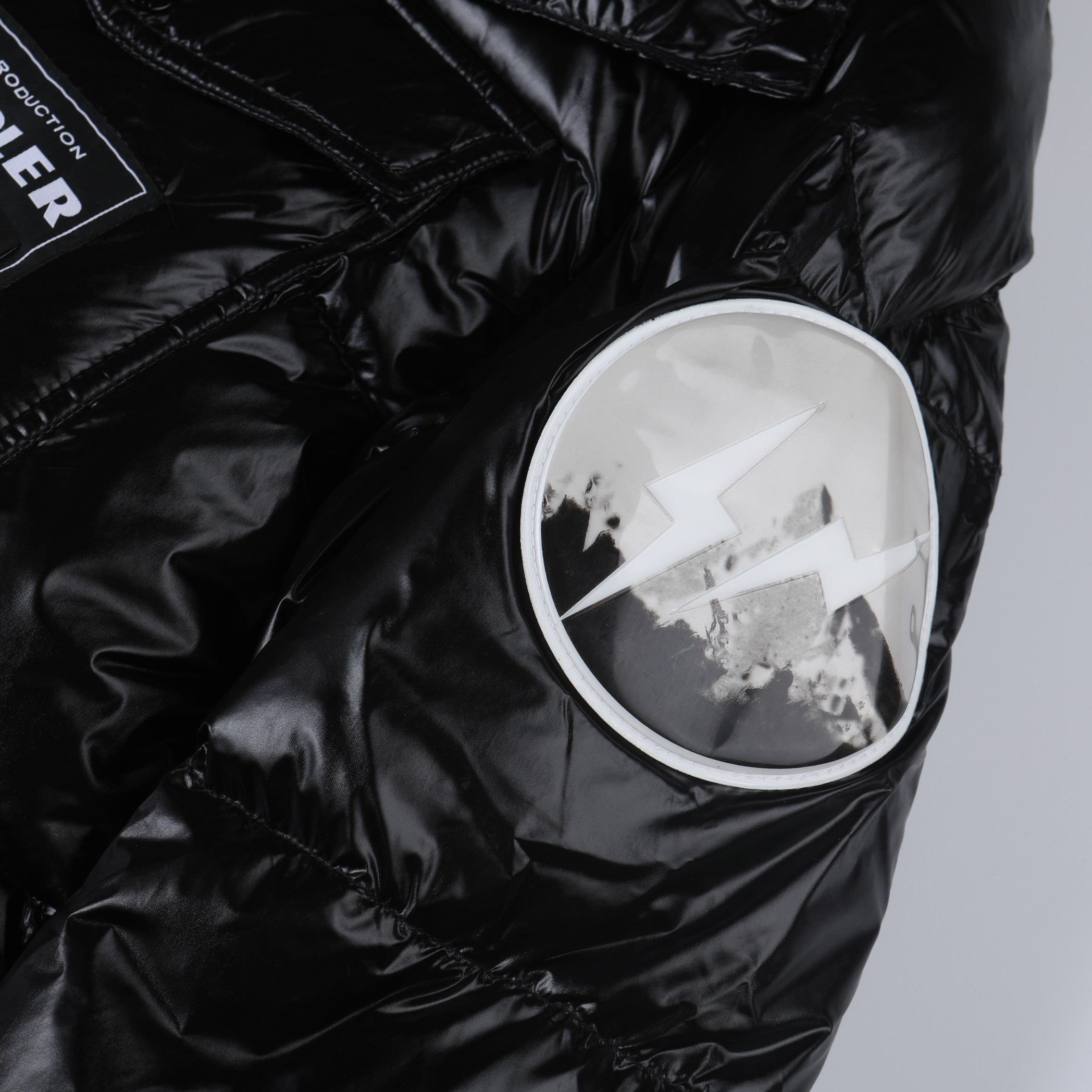 Moncler Down Jacket G112 | Detachable Hood | Glossy Nylon Finish | Sizes 2–5