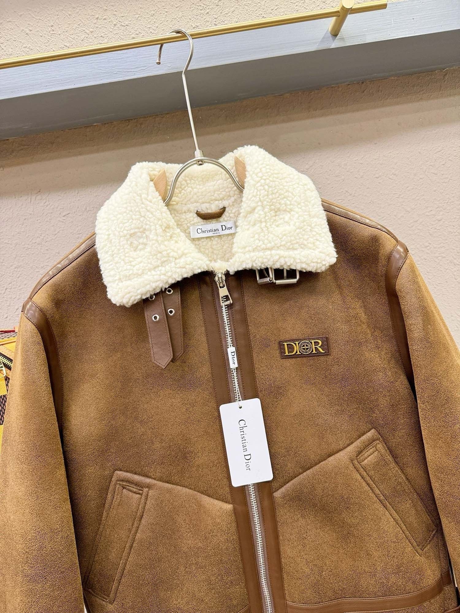 Dior 2024 Shearling Jacket – Premium Faux Shearling & Imported Craftsmanship