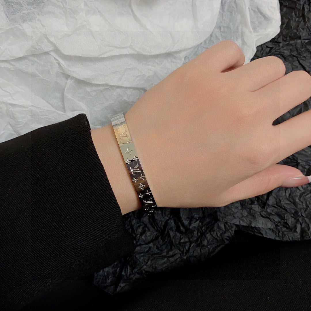 LV bracelet