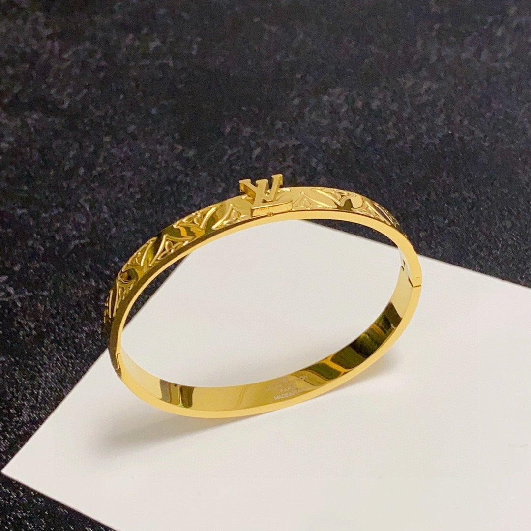 LV bracelet