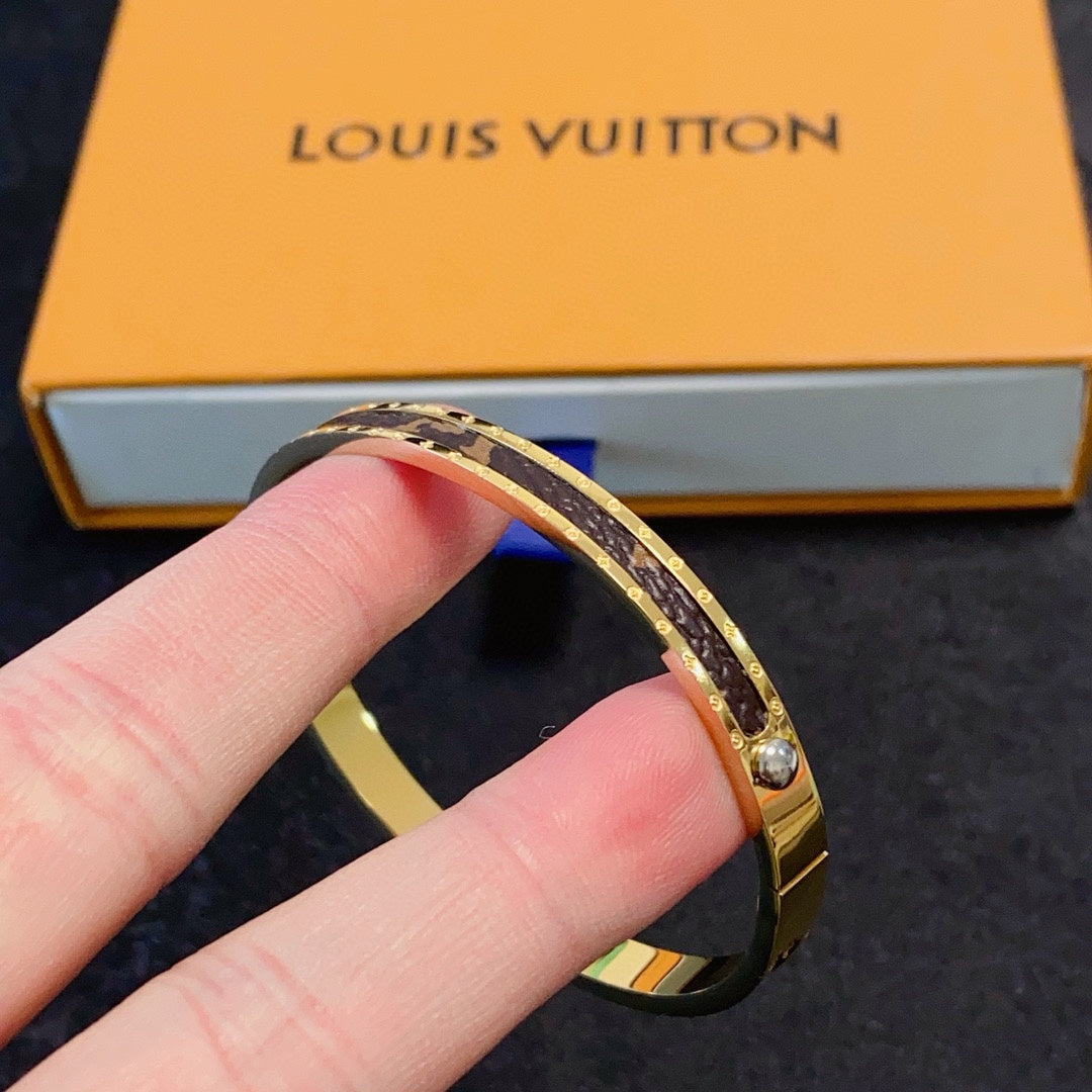 Louis Vuitton Luxury Bracelet | Iconic Elegance & Boutique-Grade Quality