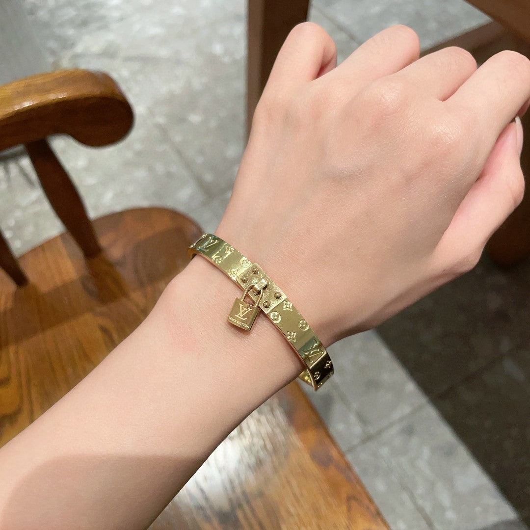 Louis Vuitton Luxury Bracelet | Iconic Elegance & Boutique-Grade Quality