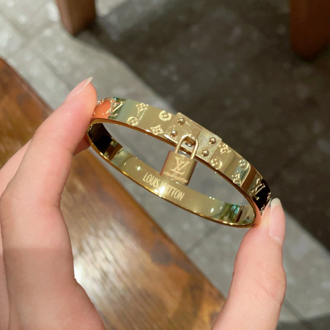 Louis Vuitton Luxury Bracelet | Iconic Elegance & Boutique-Grade Quality