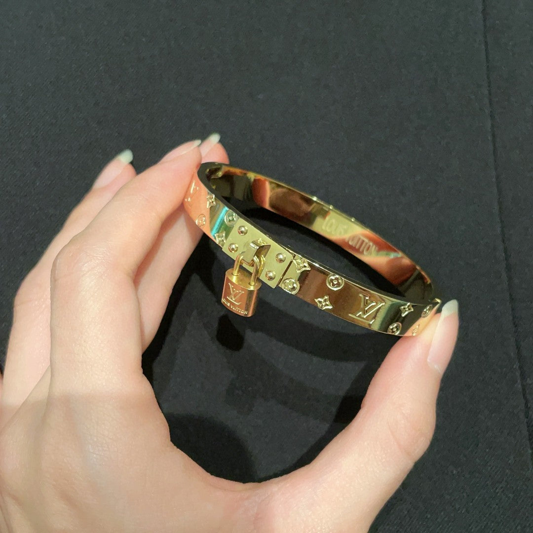 Louis Vuitton Luxury Bracelet | Iconic Elegance & Boutique-Grade Quality