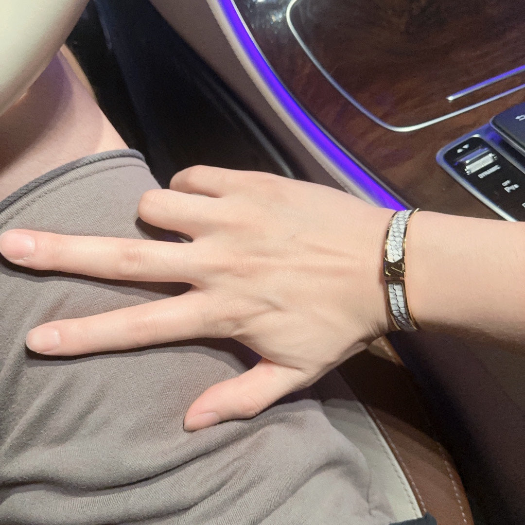 Louis Vuitton Luxury Bracelet | Iconic Elegance & Boutique-Grade Quality