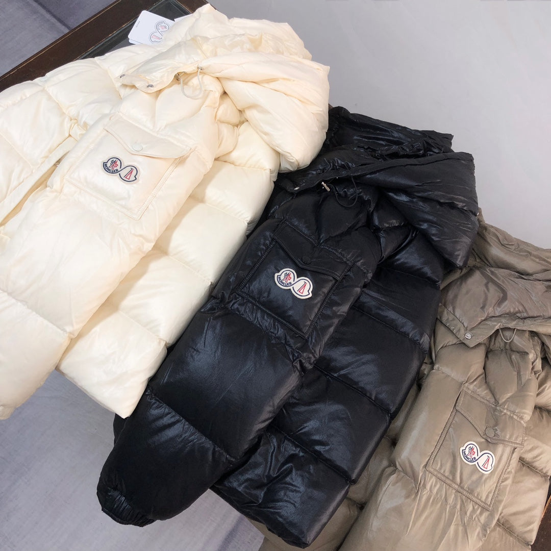 Moncler Maya 70 Short Down Jacket | Men’s 70th Anniversary Edition | Black / Off-White | Sizes 1–5