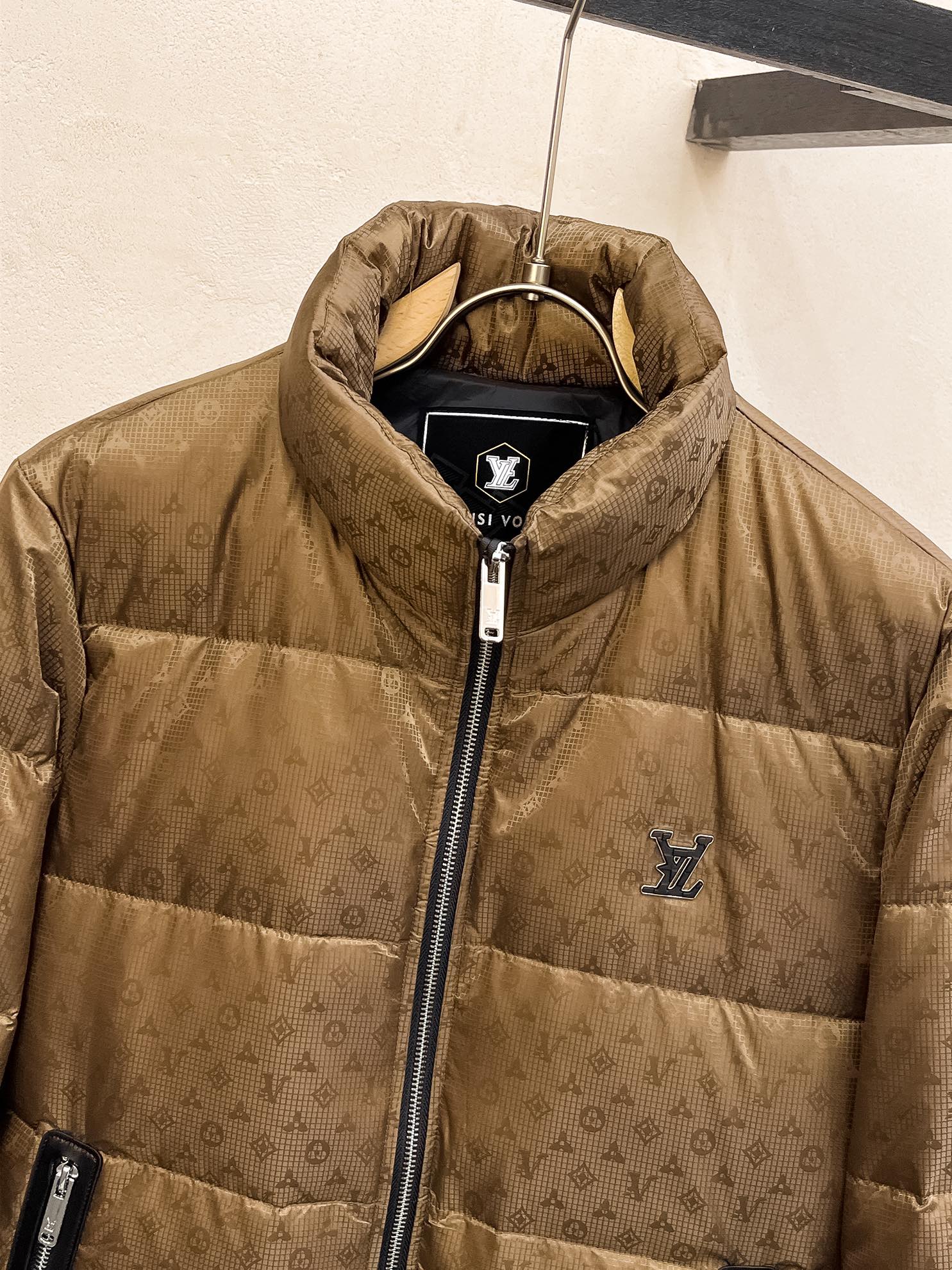 LOUIS VUITTON 2024 Fall/Winter Down Jacket – Size M-3XL