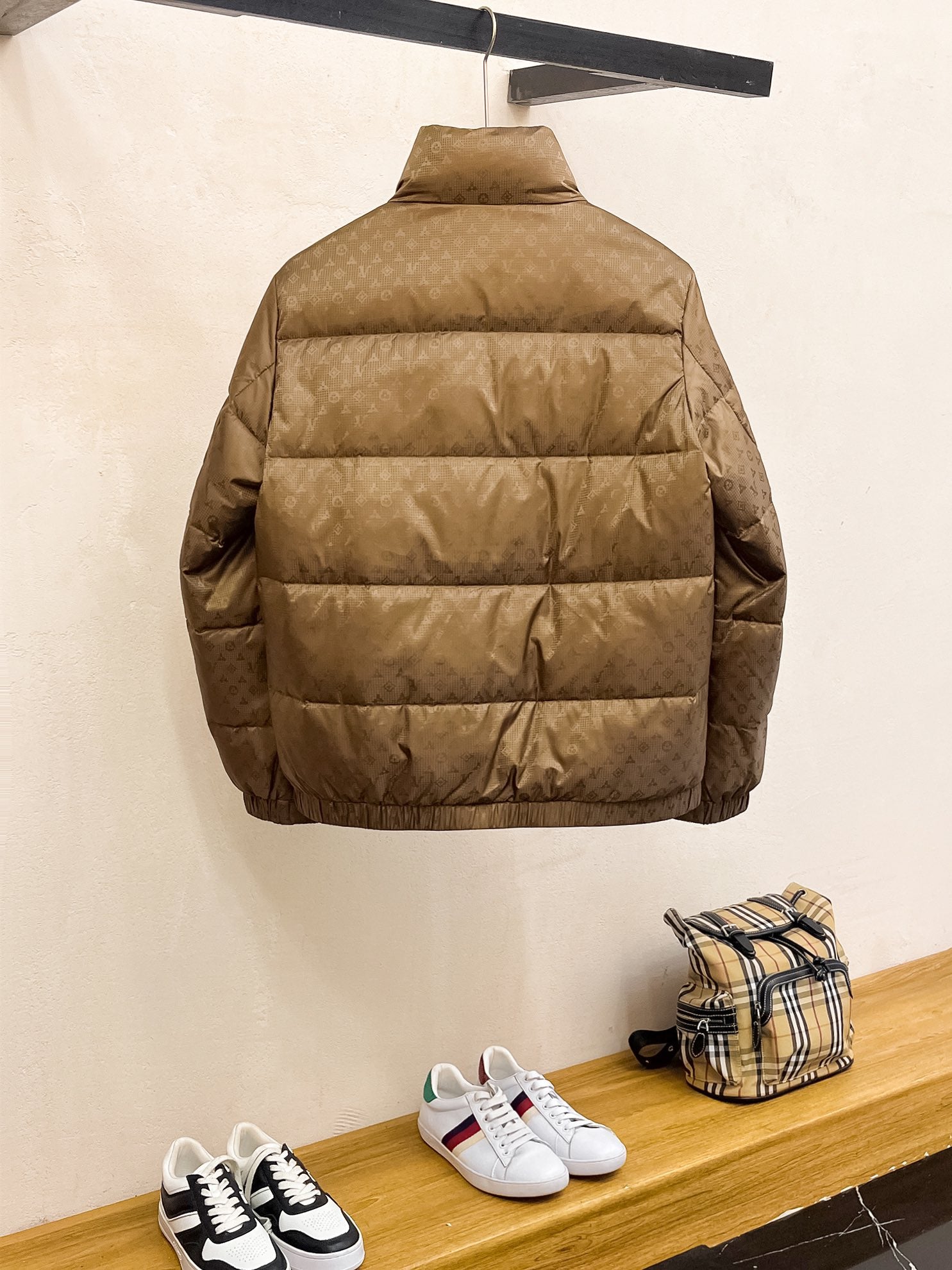 LOUIS VUITTON 2024 Fall/Winter Down Jacket – Size M-3XL