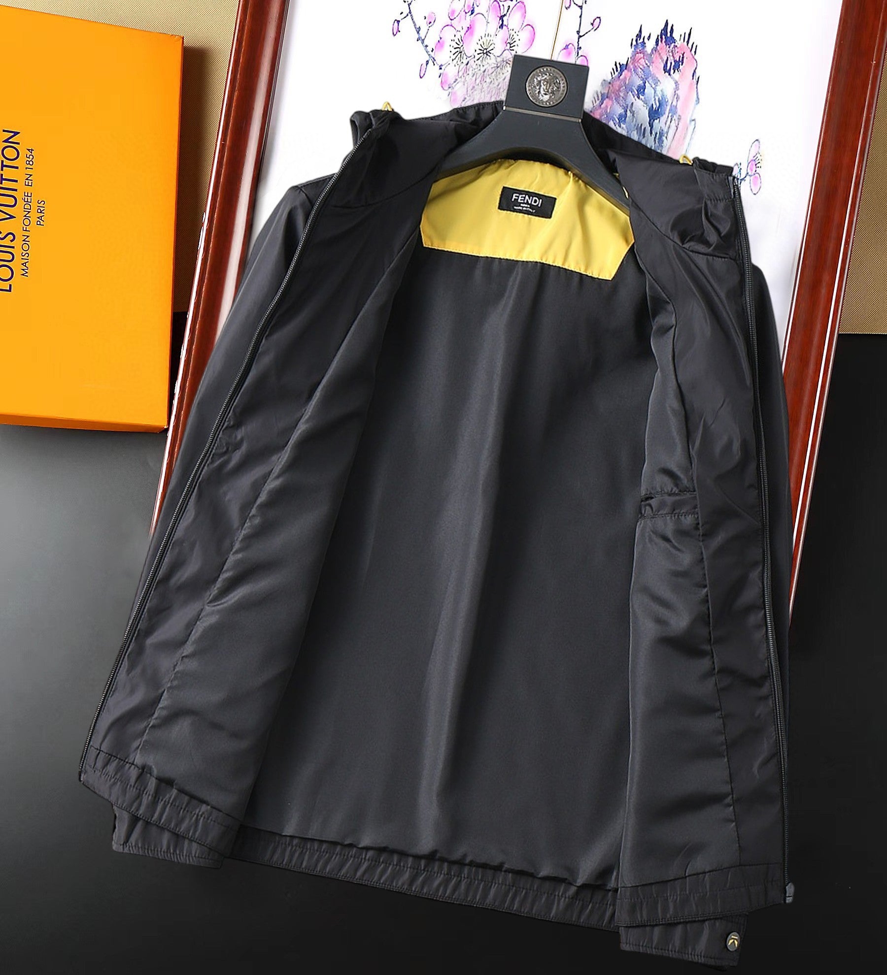 FENDI 2025 Early Fall Runway Jacket – Size M-3XL