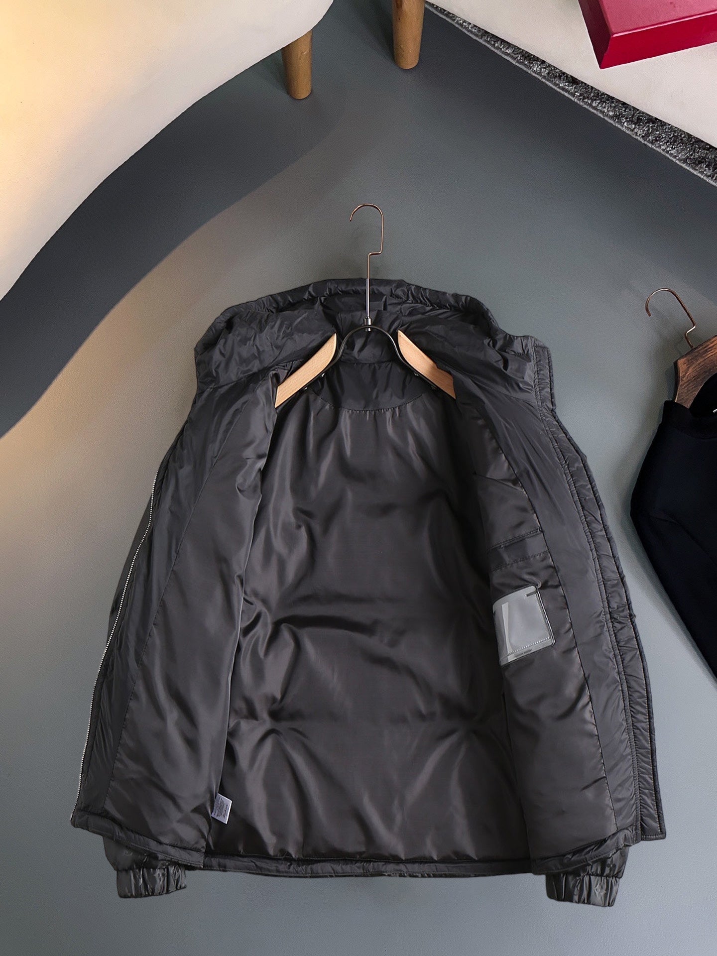 Louis Vuitton 2024 FW Down Jacket – Unisex Logo Edition, Size M–3XL