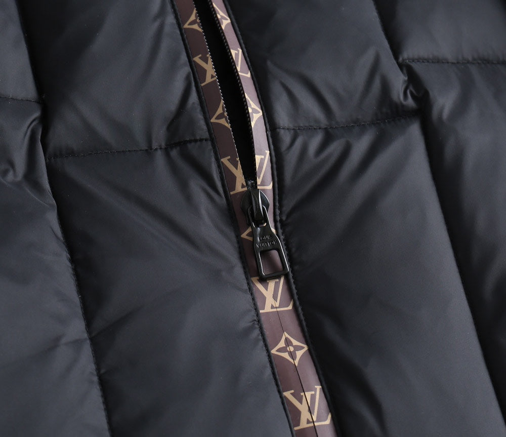 Louis Vuitton 2024 FW Down Jacket – Unisex Logo Edition, Size M–3XL