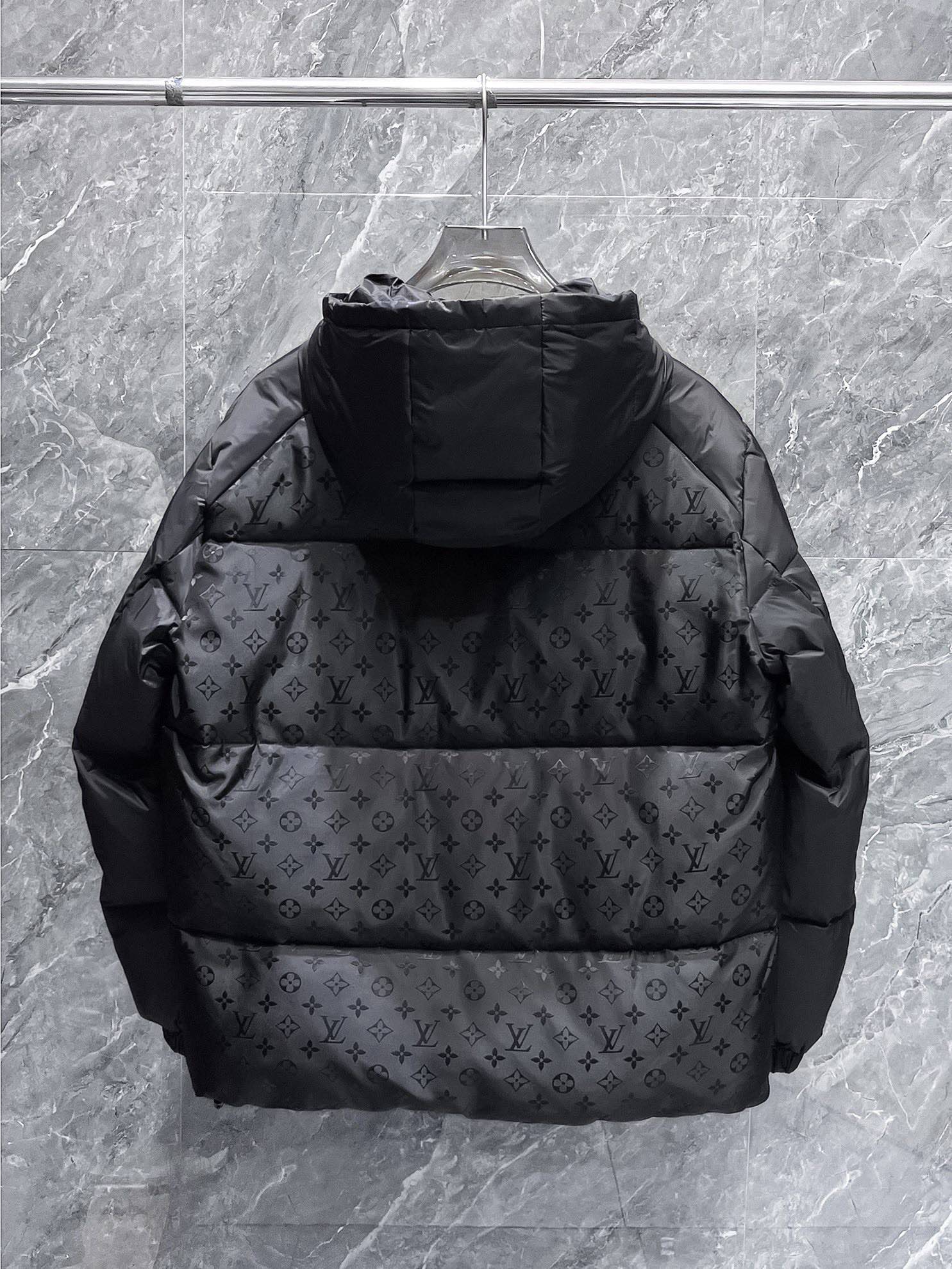 Louis Vuitton 2024 FW Down Jacket – Unisex Logo Edition, Size M–3XL