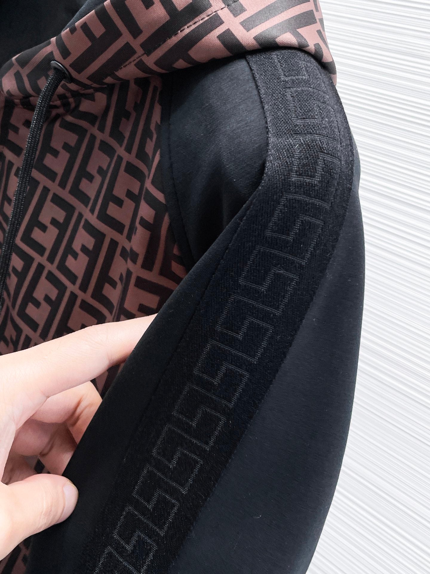 FENDI 2024 Fall Runway Jacket – Premium Memory Fabric (M–XXXL)