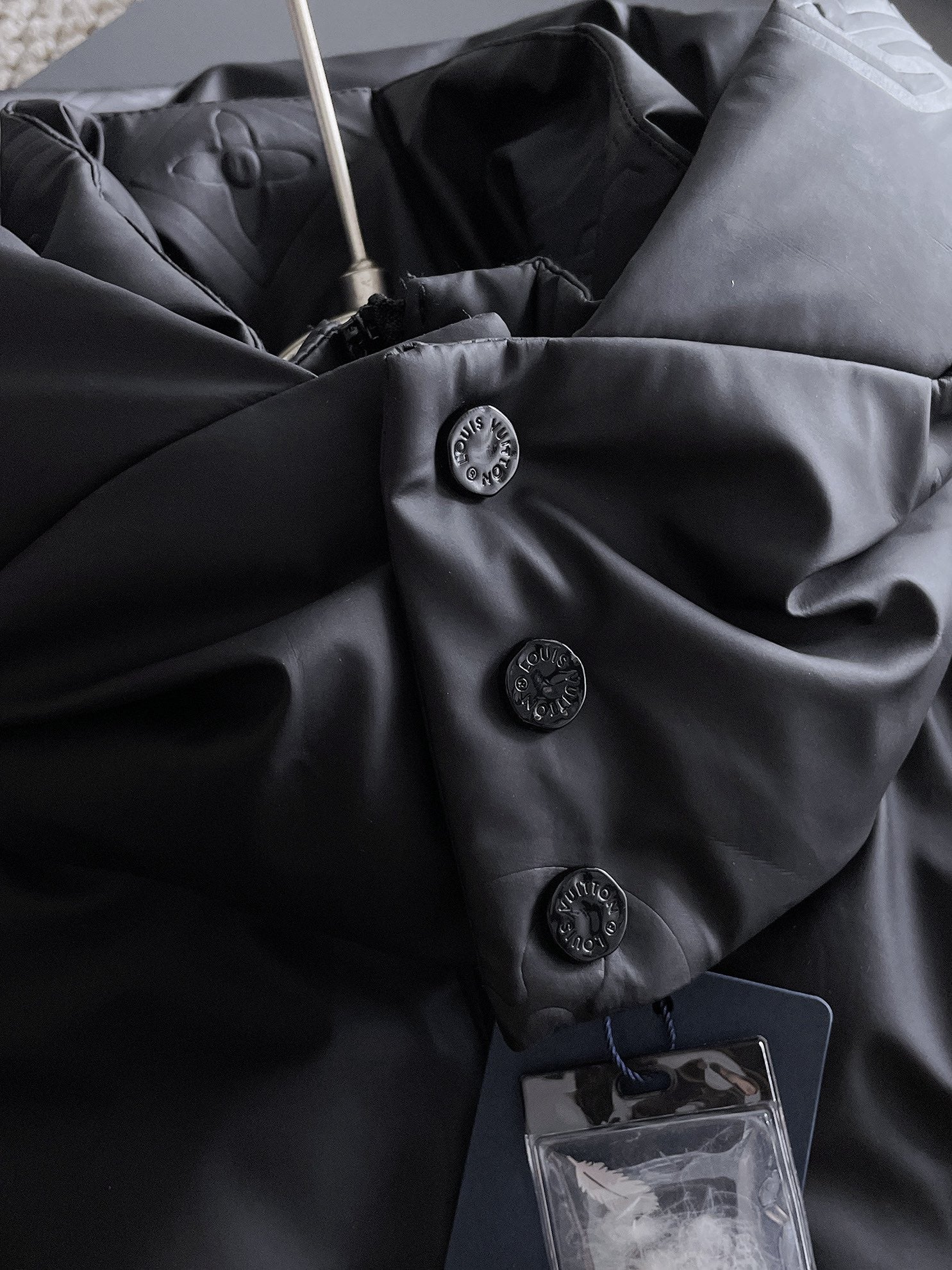 Louis Vuitton 2024 FW Down Jacket – Unisex Logo Edition, Size M–3XL