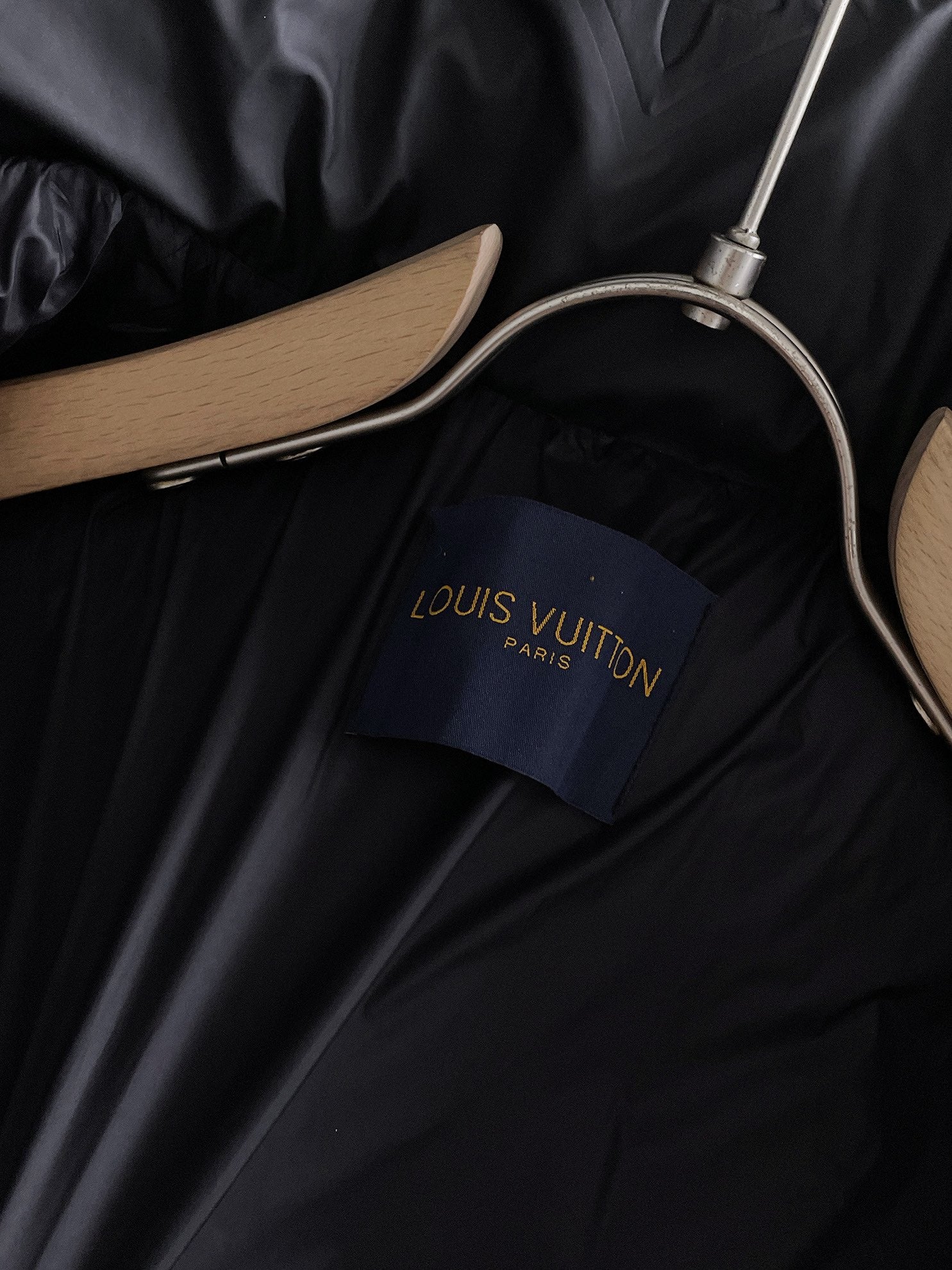 Louis Vuitton 2024 FW Down Jacket – Unisex Logo Edition, Size M–3XL