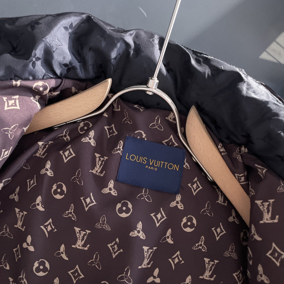 Louis Vuitton 2024 FW Down Jacket – Unisex Logo Edition, Size M–3XL