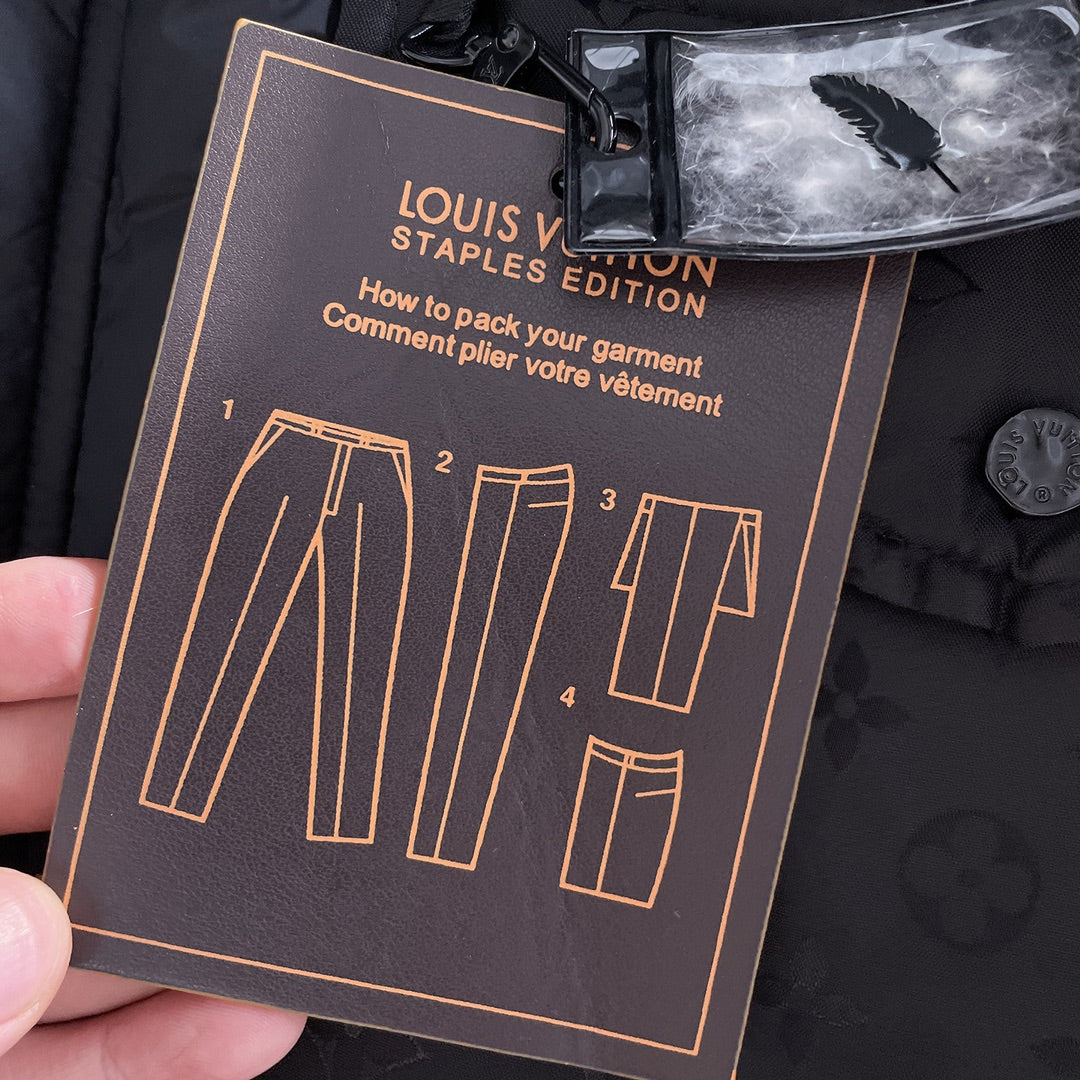 Louis Vuitton 2024 FW Down Jacket – Unisex Logo Edition, Size M–3XL