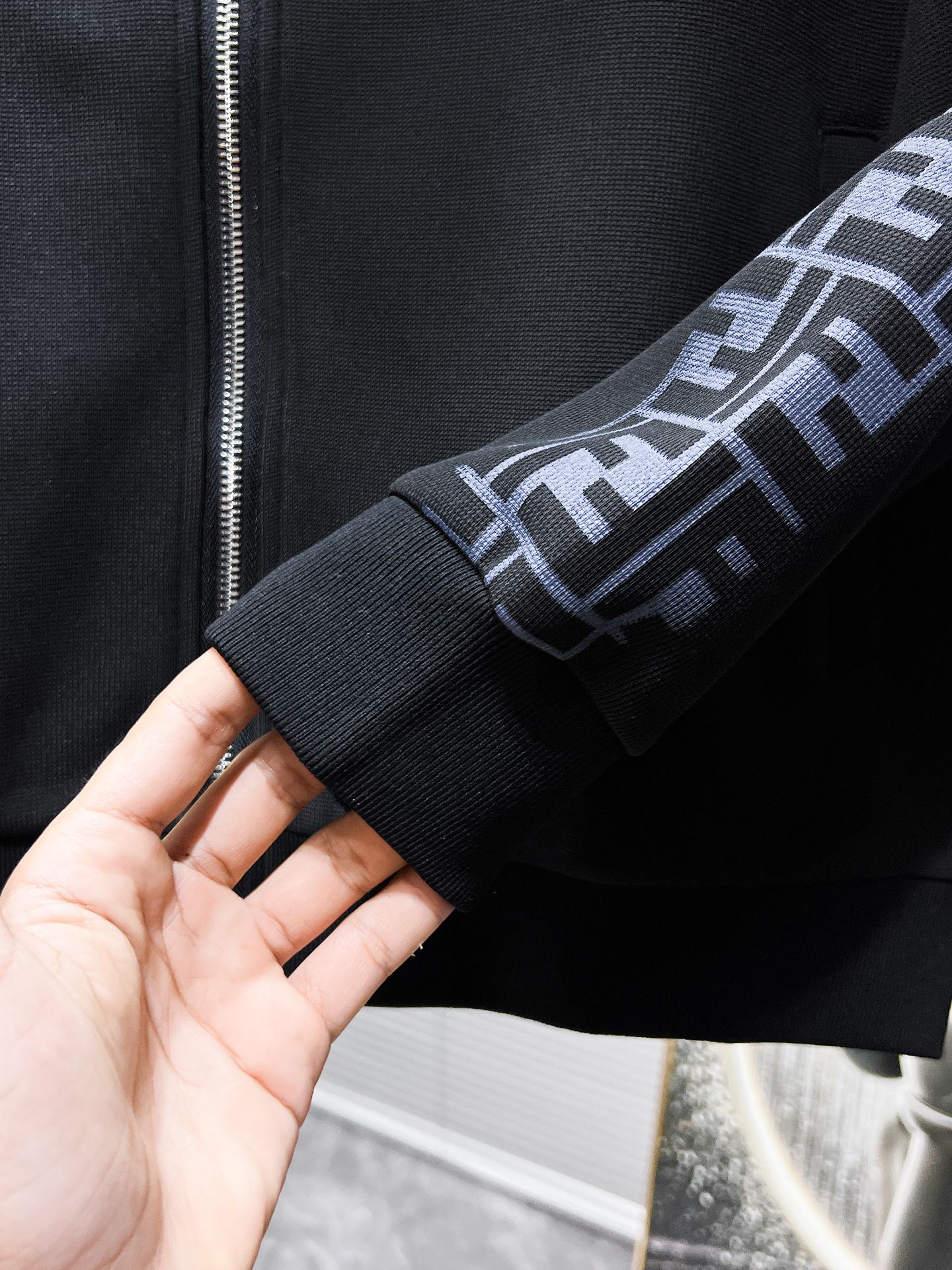 FENDI 2024SS Men’s Logo Tracksuit – Zip Jacket & Pants Set (M–3XL)