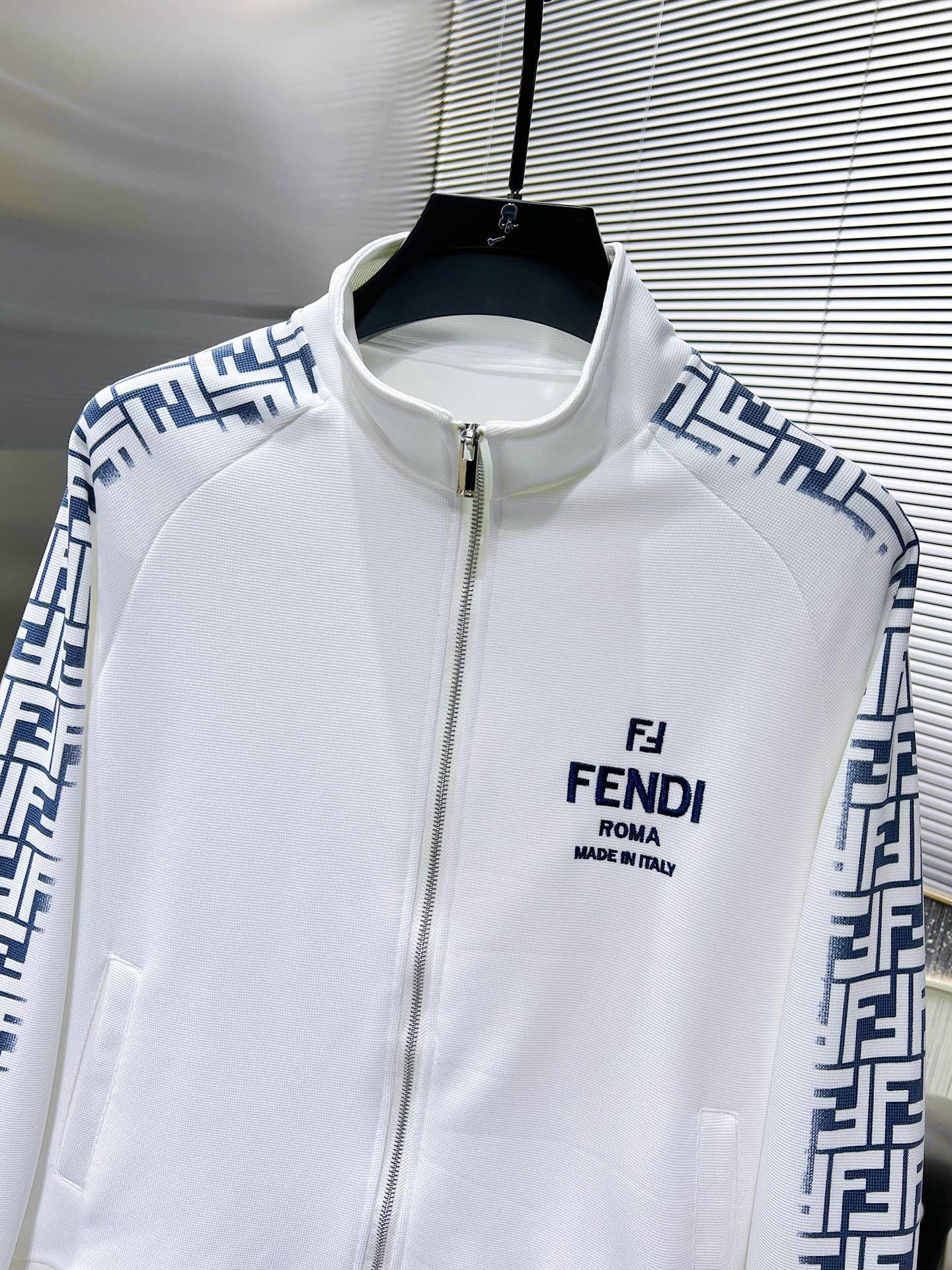 FENDI 2024SS Men’s Logo Tracksuit – Zip Jacket & Pants Set (M–3XL)