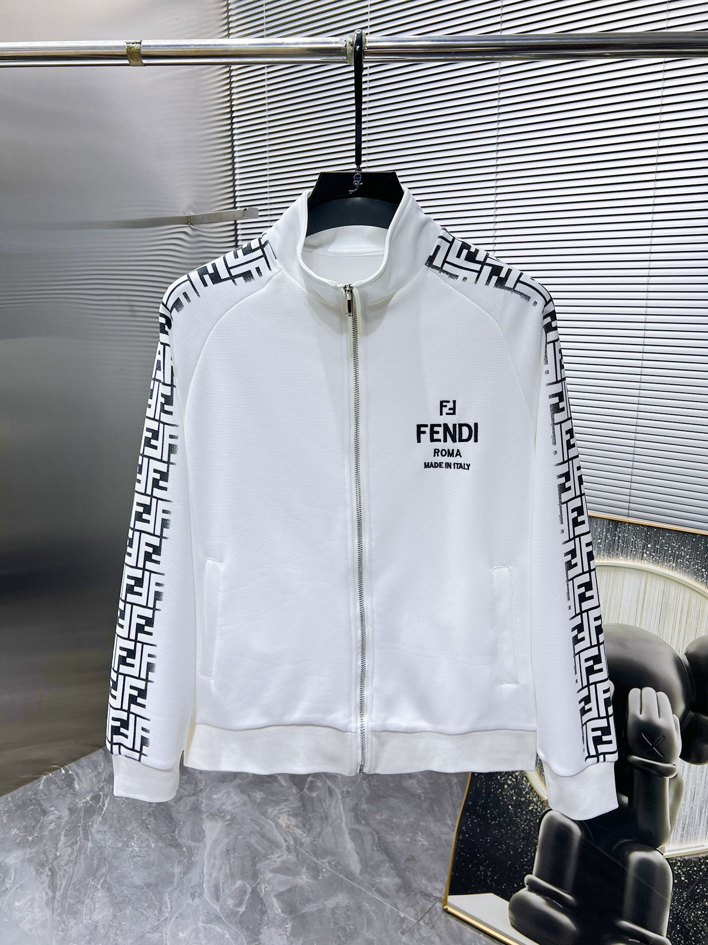 FENDI 2024SS Men’s Logo Tracksuit – Zip Jacket & Pants Set (M–3XL)