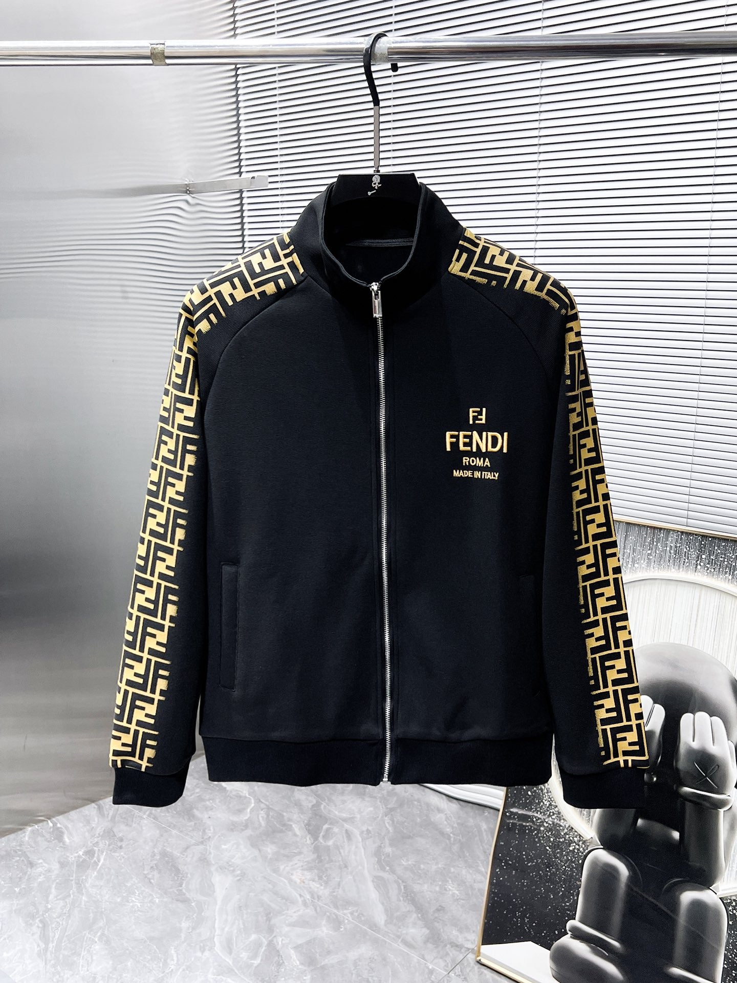 FENDI 2024SS Men’s Logo Tracksuit – Zip Jacket & Pants Set (M–3XL)