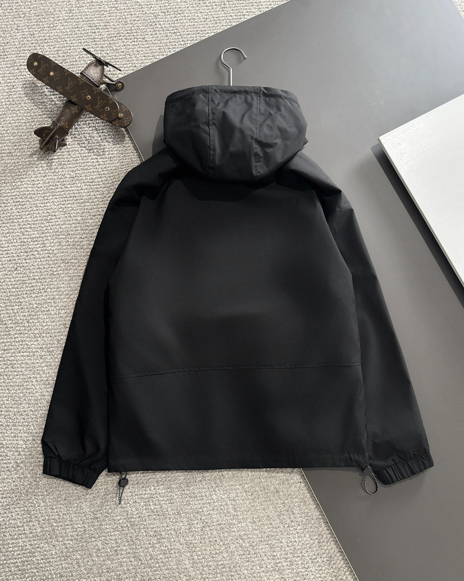 FENDI Hooded Nylon Windbreaker Jacket – Fall/Winter 2024 (M–4XL)