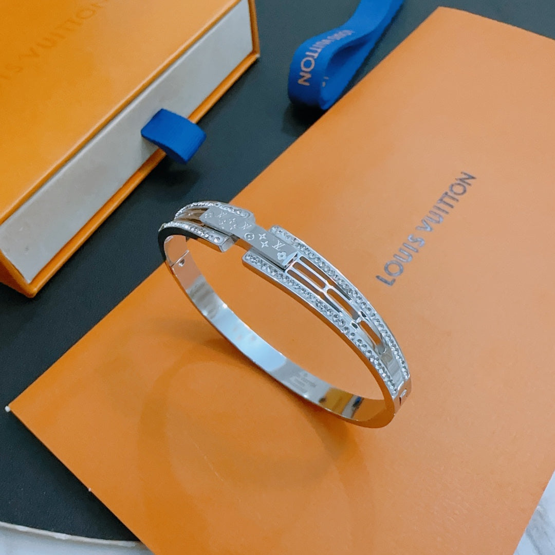 Louis Vuitton Luxury Bracelet | Iconic Elegance & Boutique-Grade Quality
