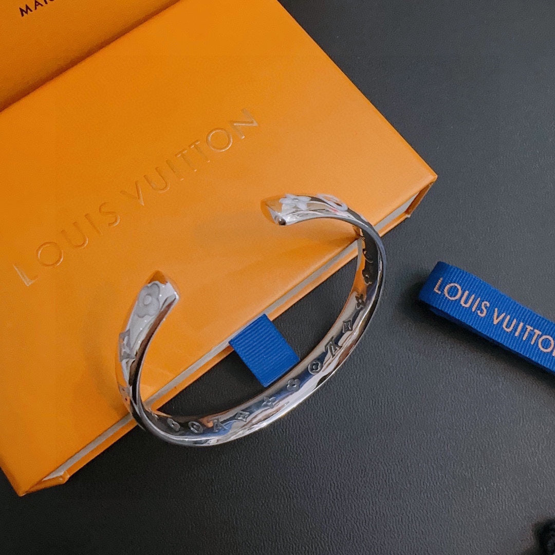 Louis Vuitton Luxury Bracelet | Iconic Elegance & Boutique-Grade Quality