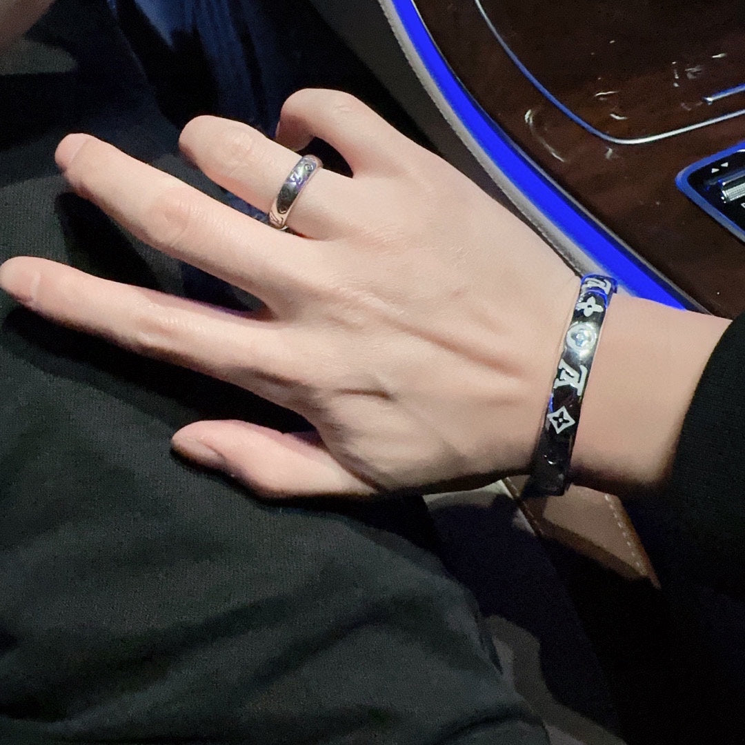 Louis Vuitton Luxury Bracelet | Iconic Elegance & Boutique-Grade Quality