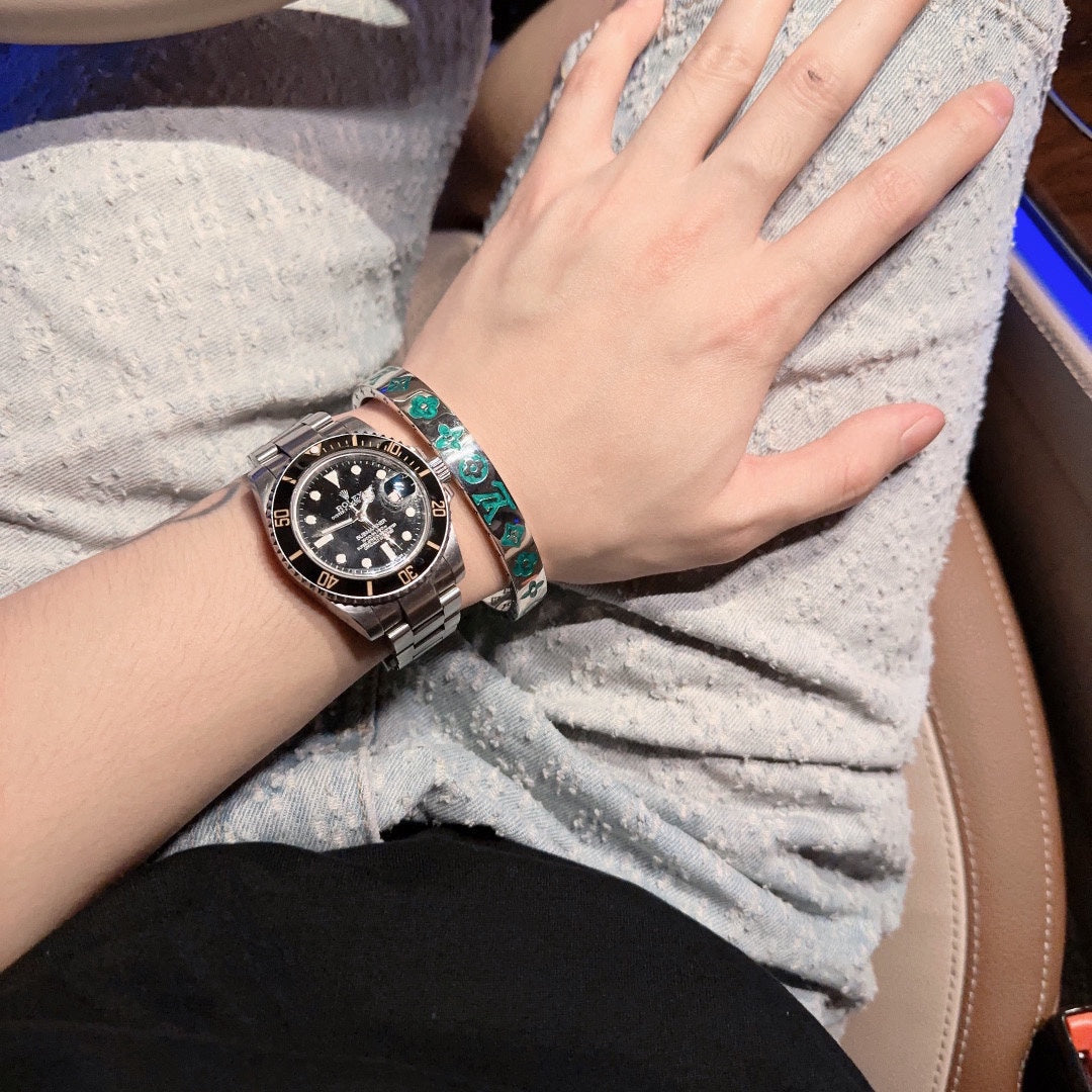Louis Vuitton Luxury Bracelet | Iconic Elegance & Boutique-Grade Quality