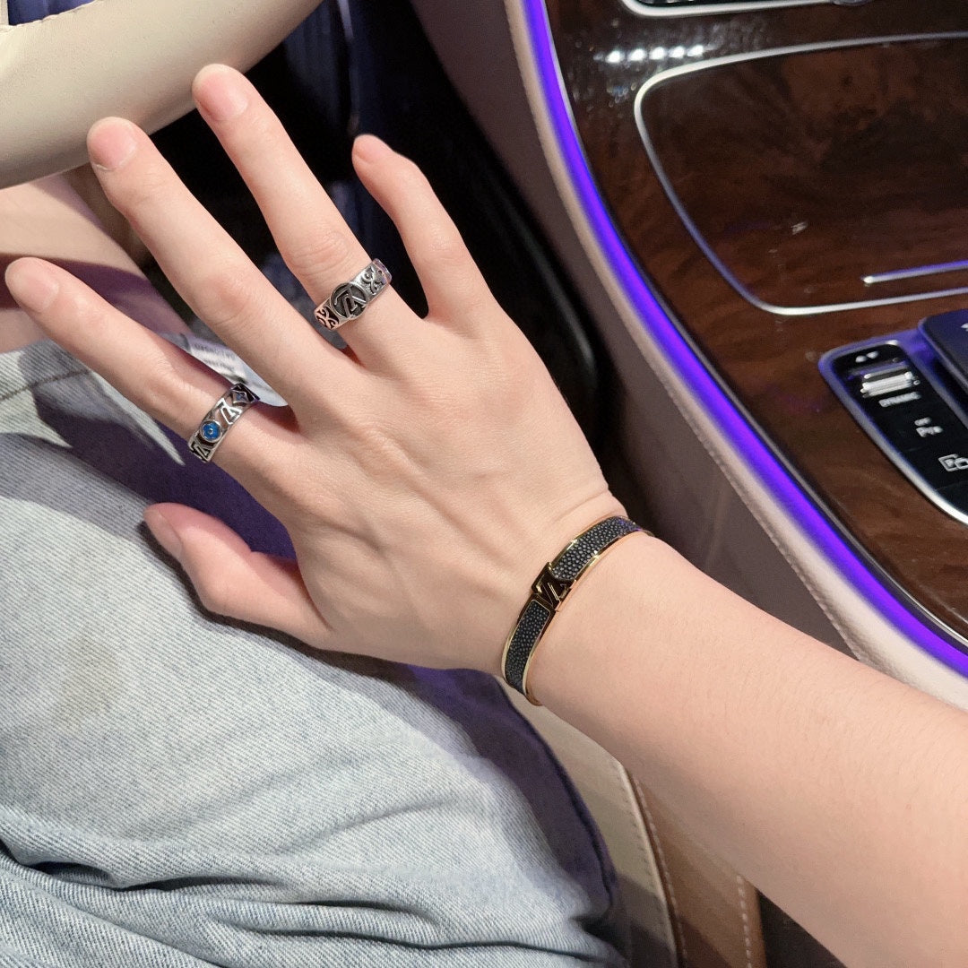 Louis Vuitton Luxury Bracelet | Iconic Elegance & Boutique-Grade Quality