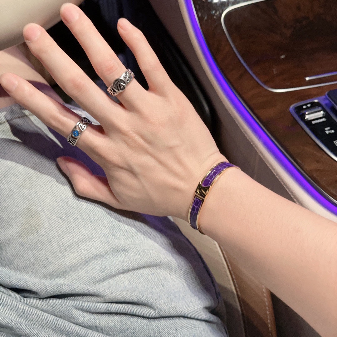 Louis Vuitton Luxury Bracelet | Iconic Elegance & Boutique-Grade Quality