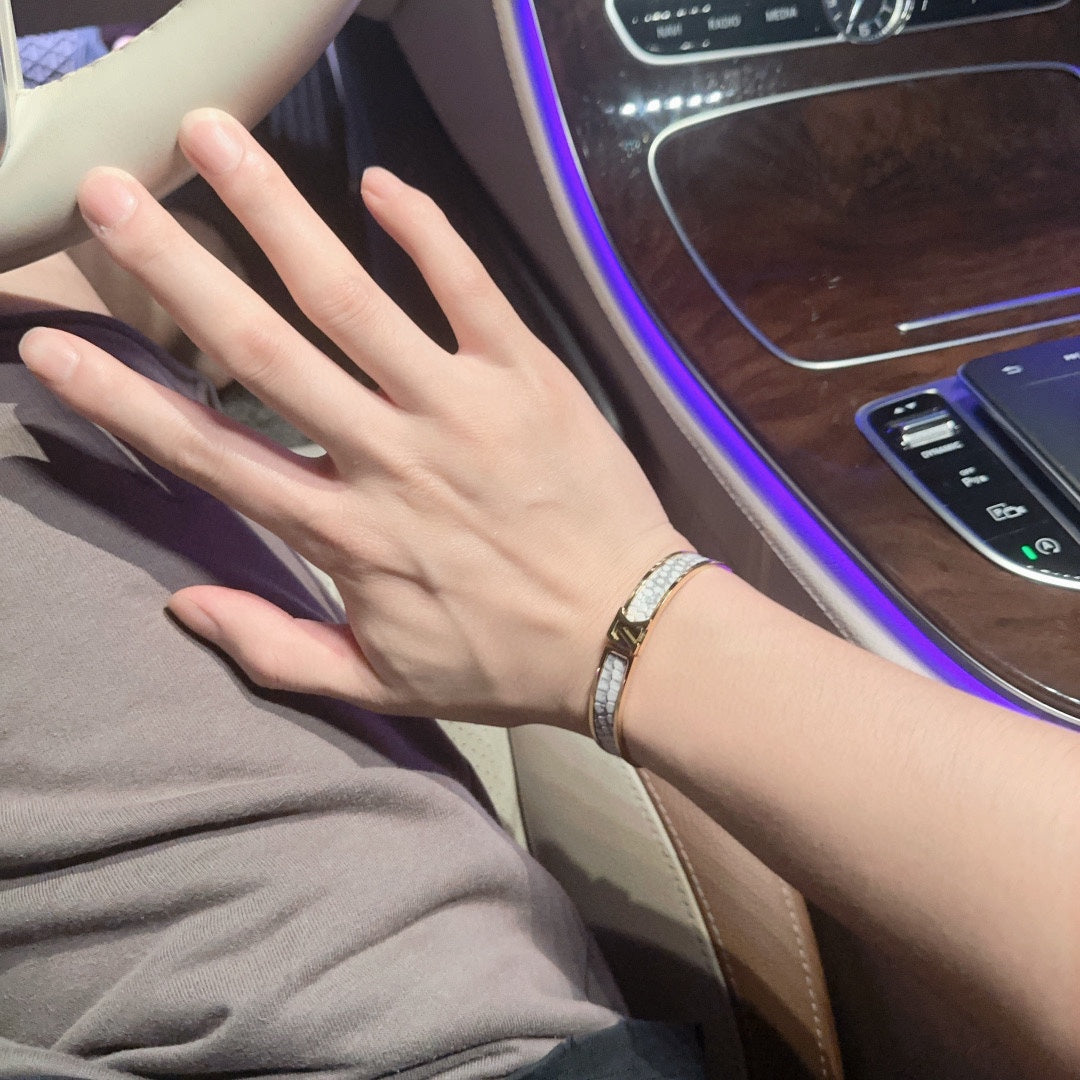 Louis Vuitton Luxury Bracelet | Iconic Elegance & Boutique-Grade Quality