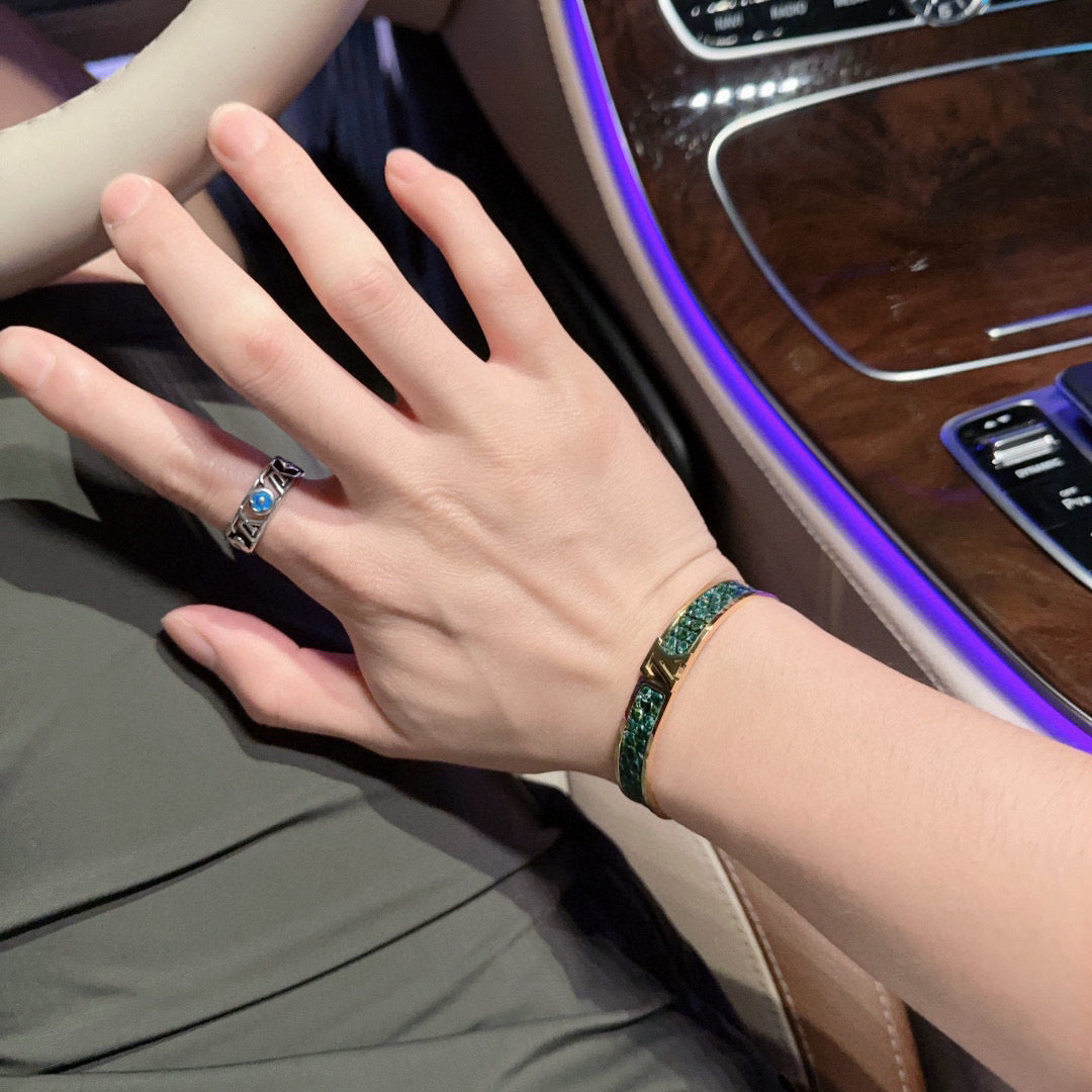 Louis Vuitton Luxury Bracelet | Iconic Elegance & Boutique-Grade Quality