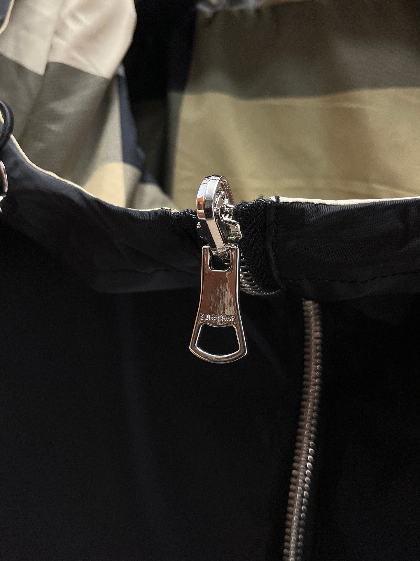 Burberry 2024 Fall New Season Jacket | Runway-Inspired Edition (M–XXXL)