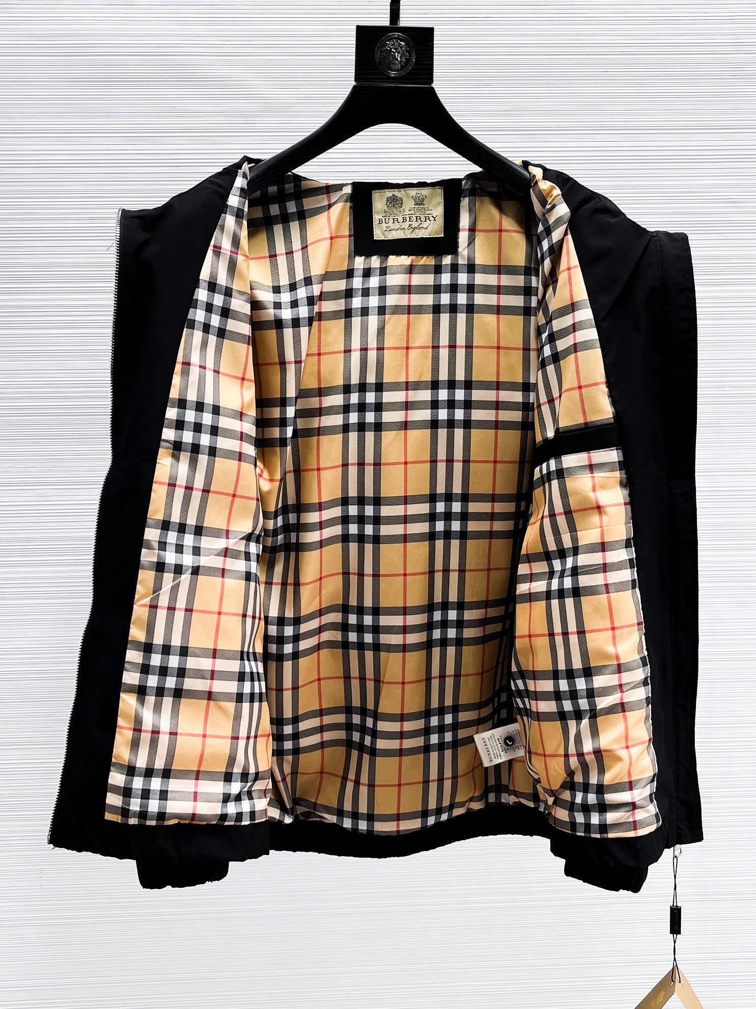 Burberry 2024 Fall New Season Jacket | Runway-Inspired Edition (M–XXXL)