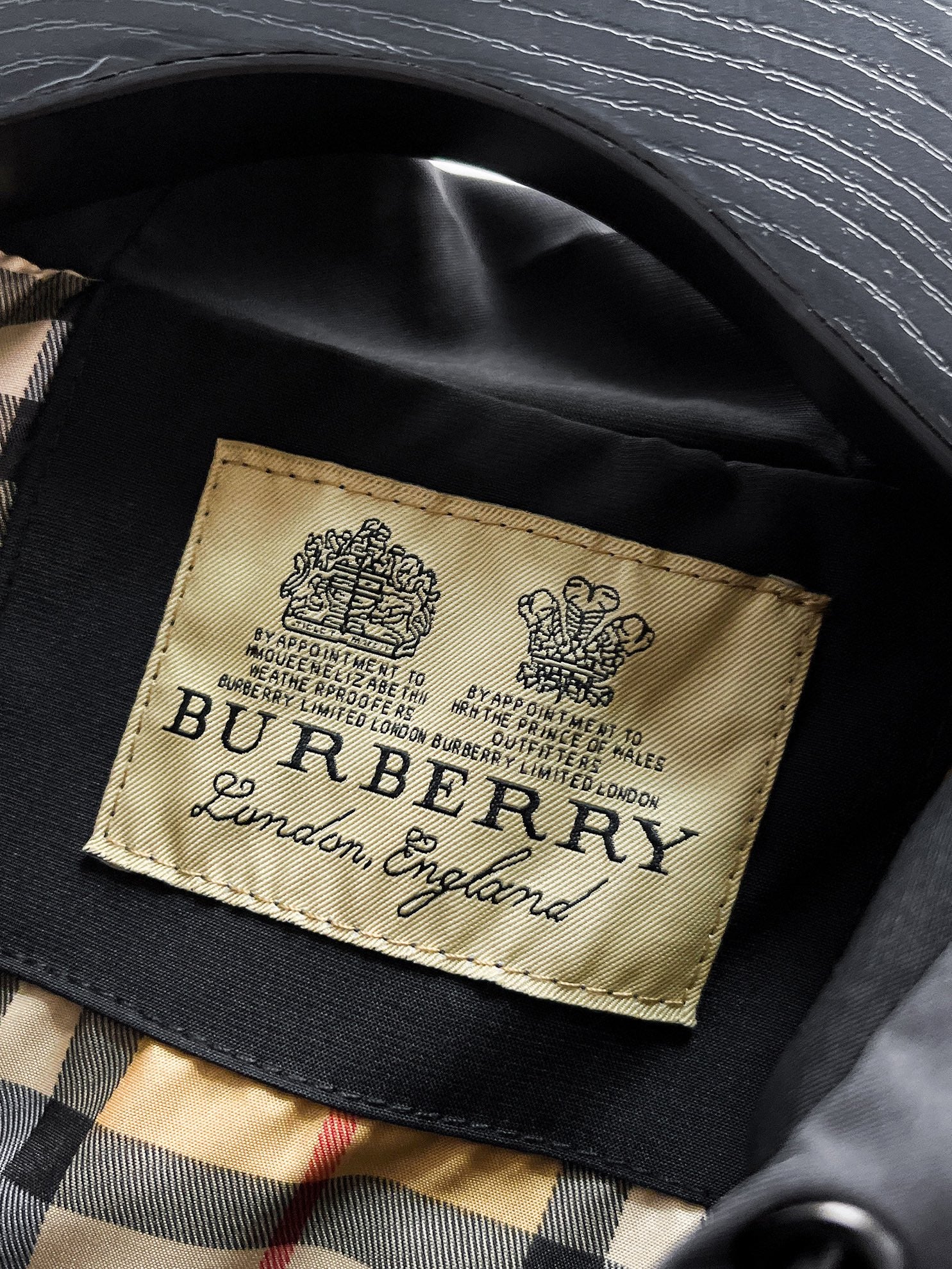 Burberry 2024 Fall New Season Jacket | Runway-Inspired Edition (M–XXXL)