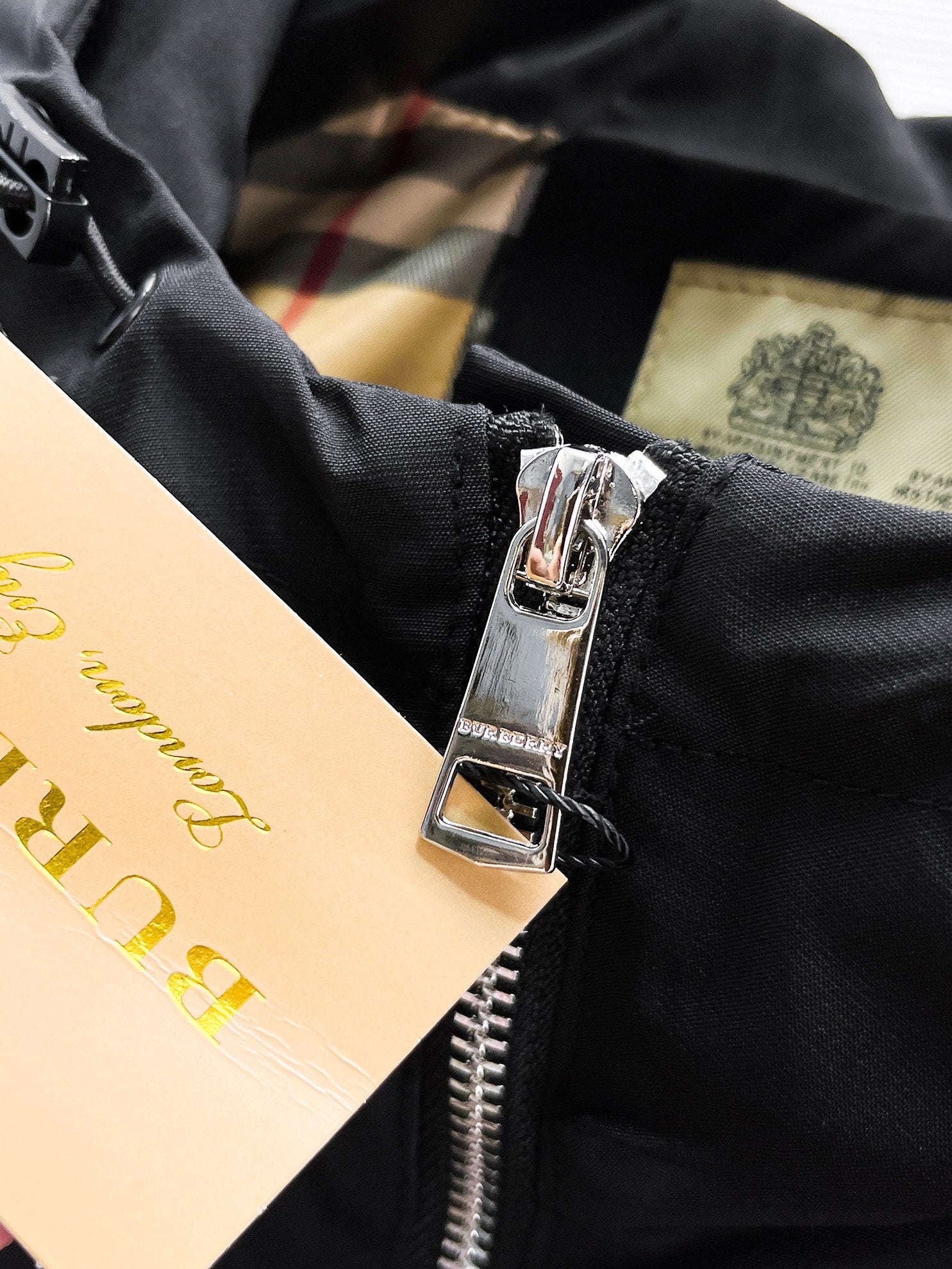 Burberry 2024 Fall New Season Jacket | Runway-Inspired Edition (M–XXXL)