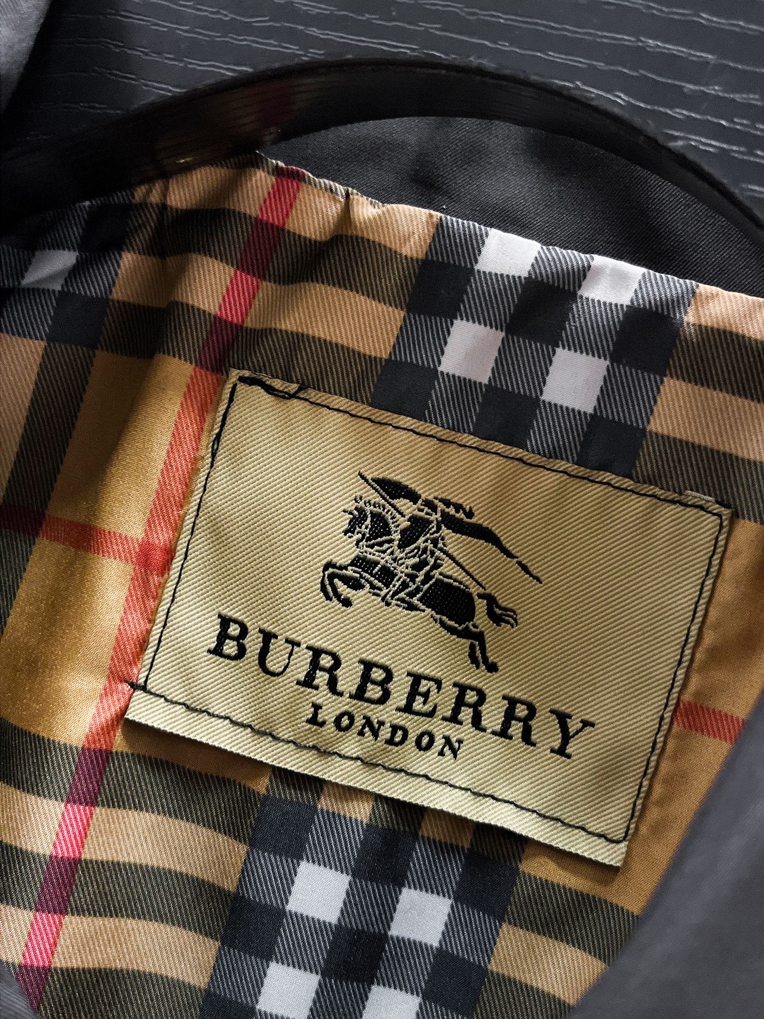 Burberry 2024 Fall New Season Jacket | Runway-Inspired Edition (M–XXXL)