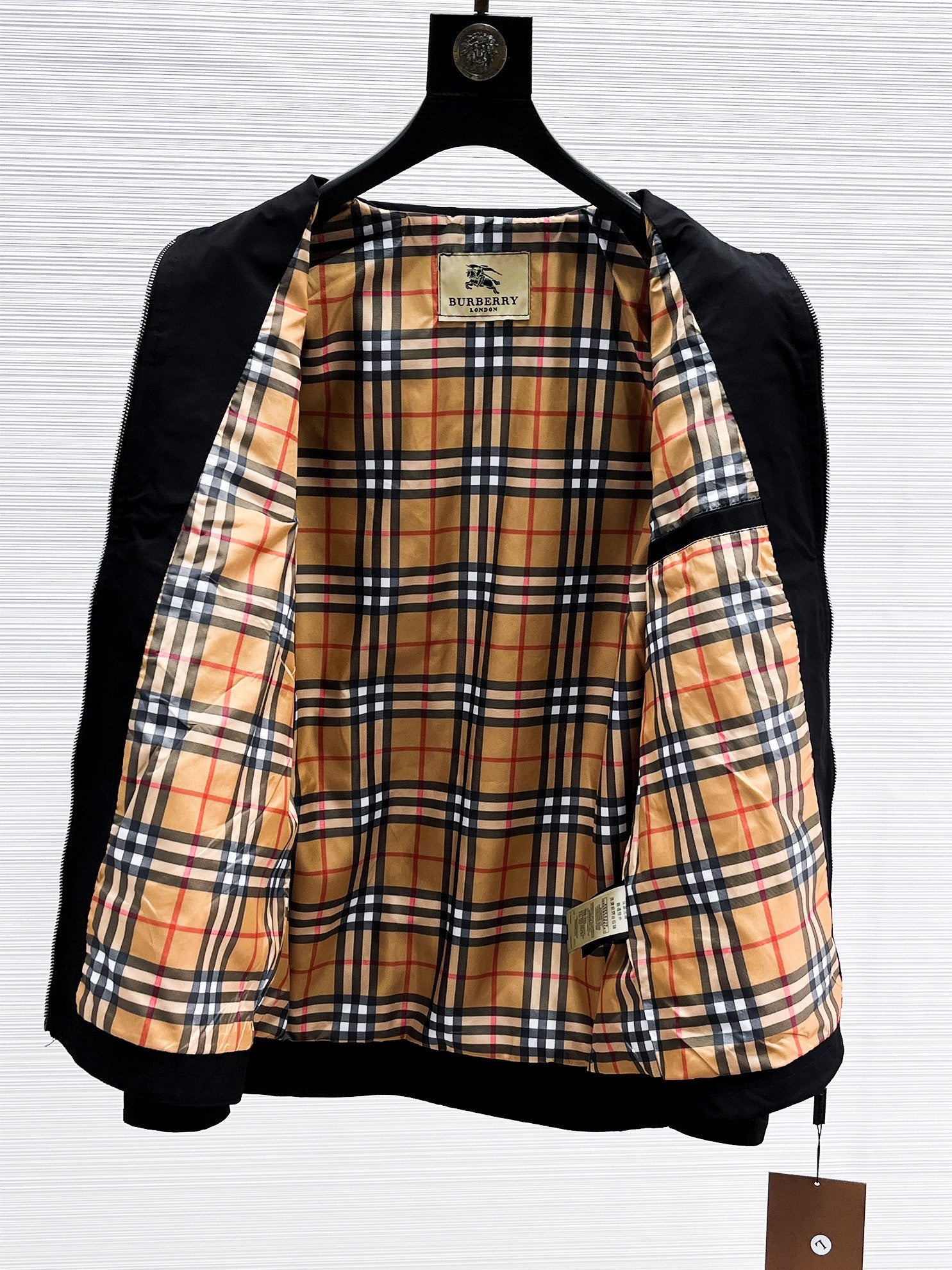 Burberry 2024 Fall New Season Jacket | Runway-Inspired Edition (M–XXXL)