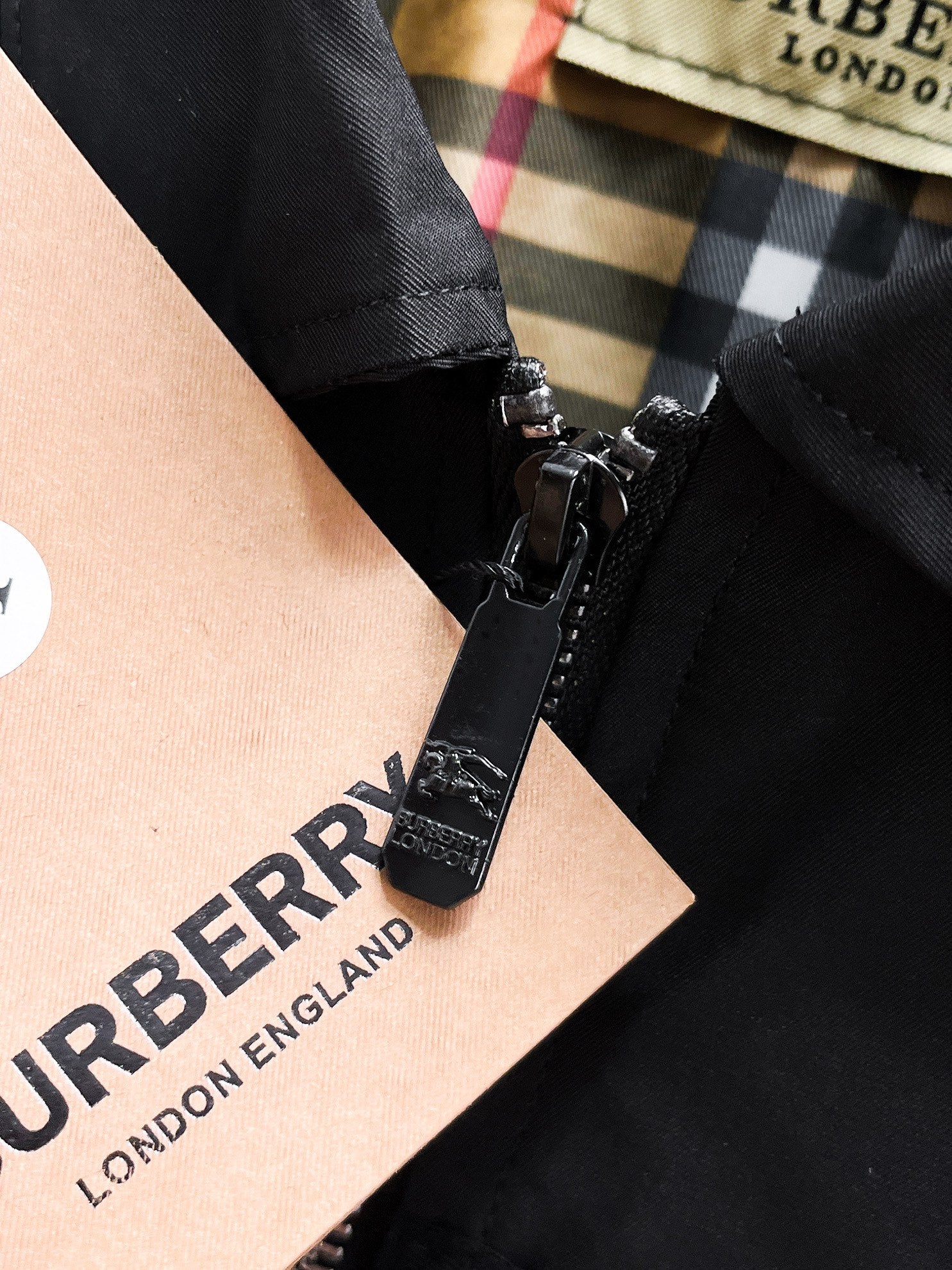Burberry 2024 Fall New Season Jacket | Runway-Inspired Edition (M–XXXL)