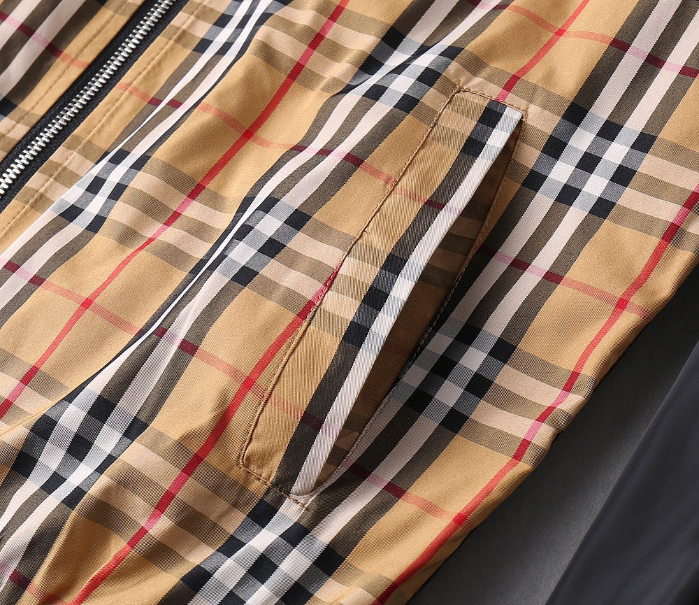 Burberry 2024 Autumn Runway Jacket | Premium Edition (M–XXXL)