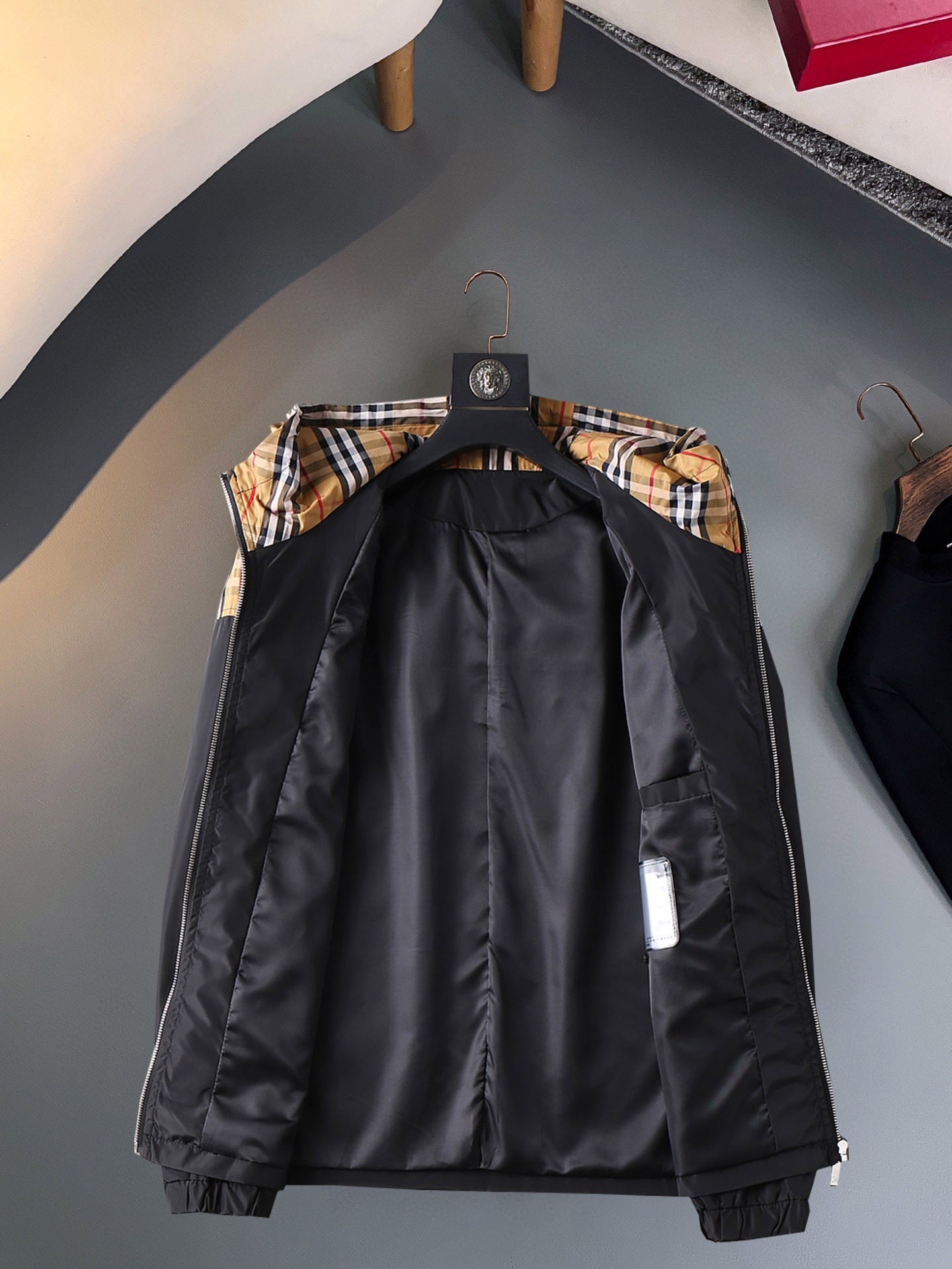 Burberry 2024 Autumn Runway Jacket | Premium Edition (M–XXXL)