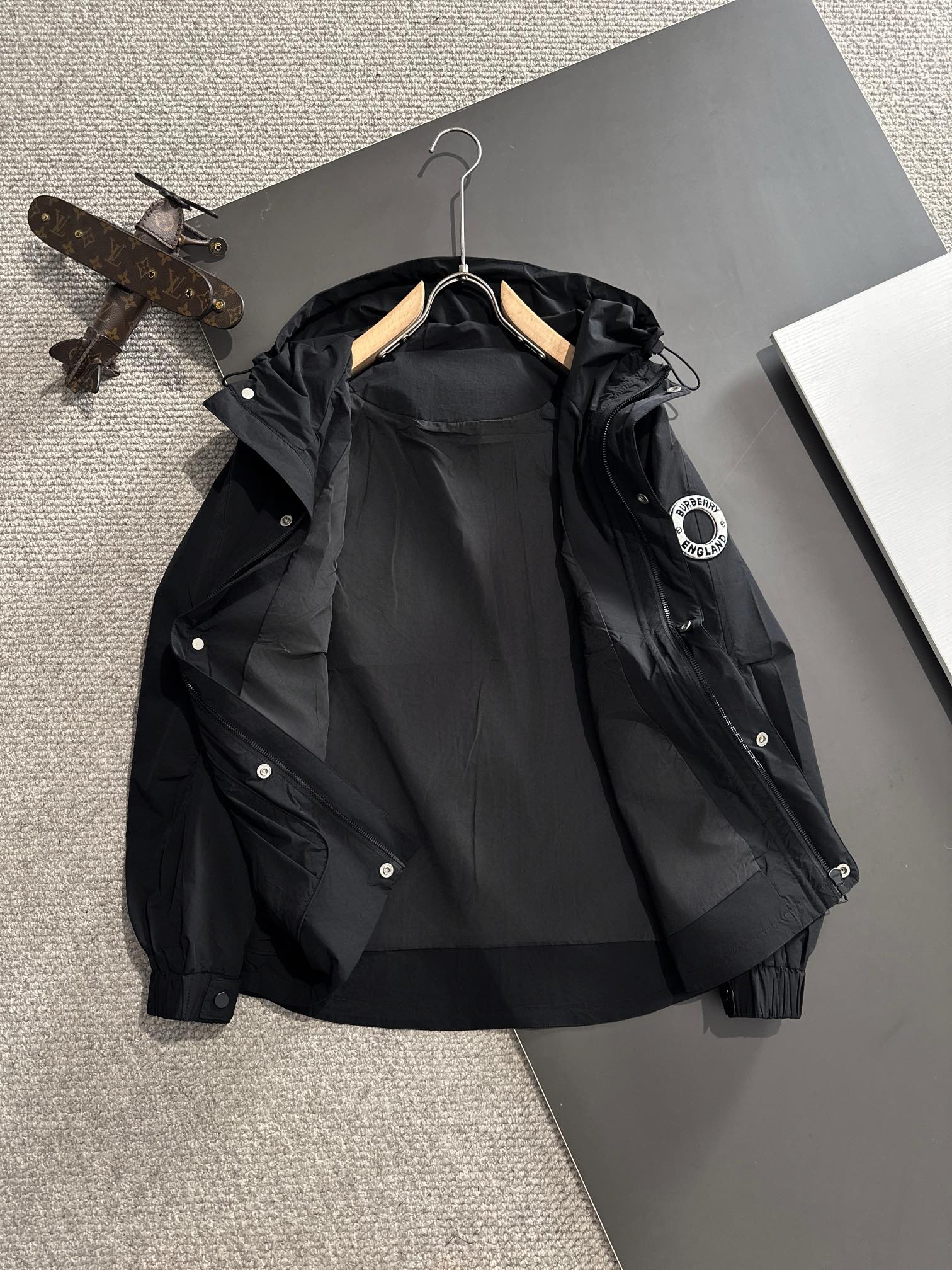 Burberry 2024 FW Hooded Zipper Trench Jacket | Premium Edition (M–4XL)