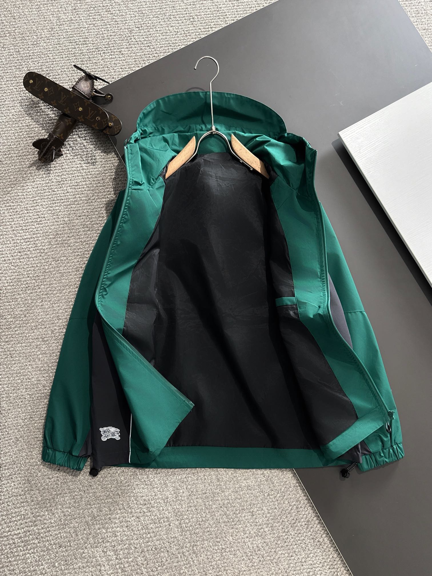 Burberry 2024 FW Hooded Zipper Trench Jacket | Premium Edition (M–4XL)
