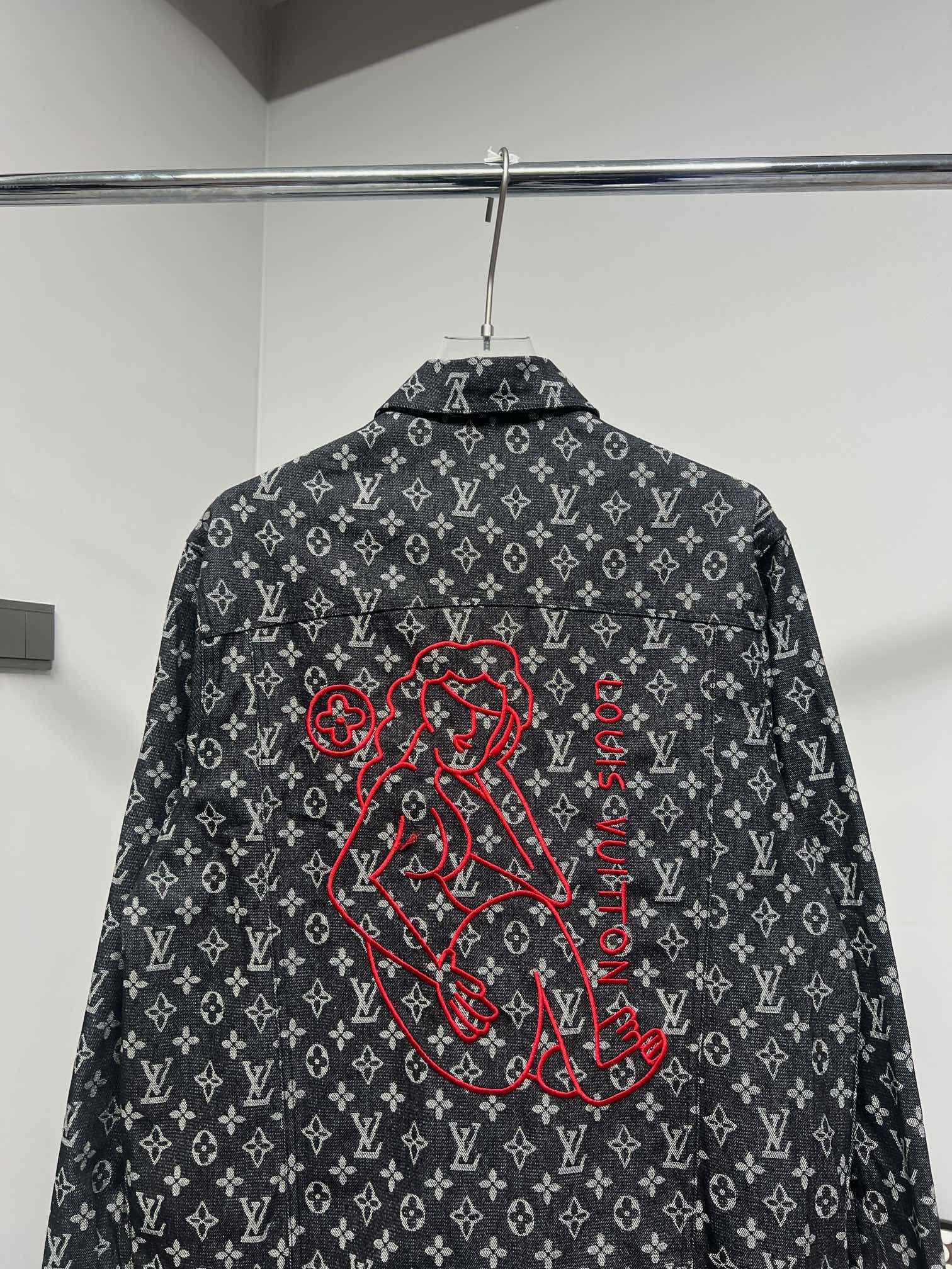 Louis Vuitton “V Signature” Embroidered Jacquard Denim Jacket – Unisex