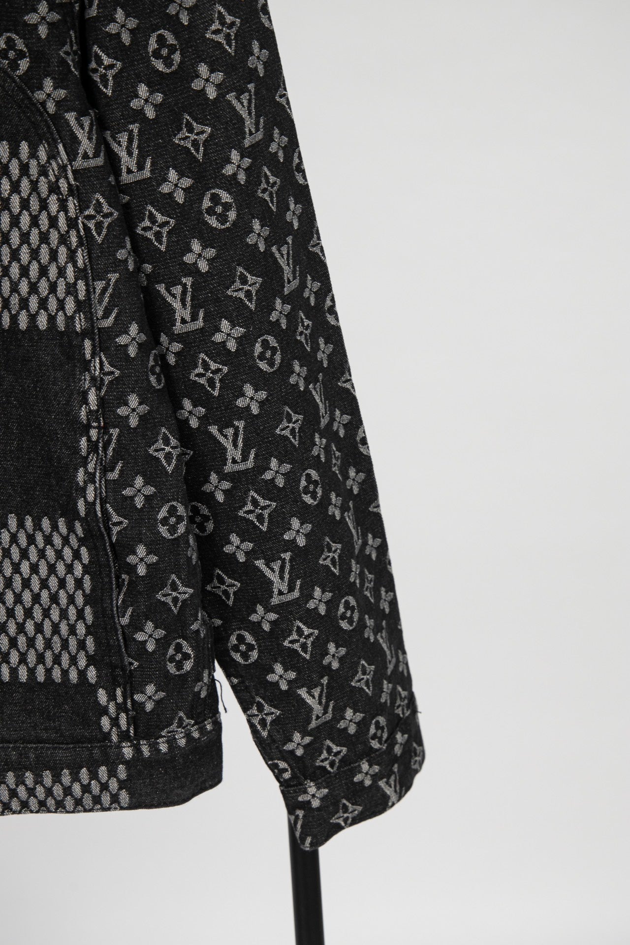 Top Version Louis Vuitton x Nigo x Virgil Abloh Monogram Checkered Patchwork Washed Denim Jacket – Unisex